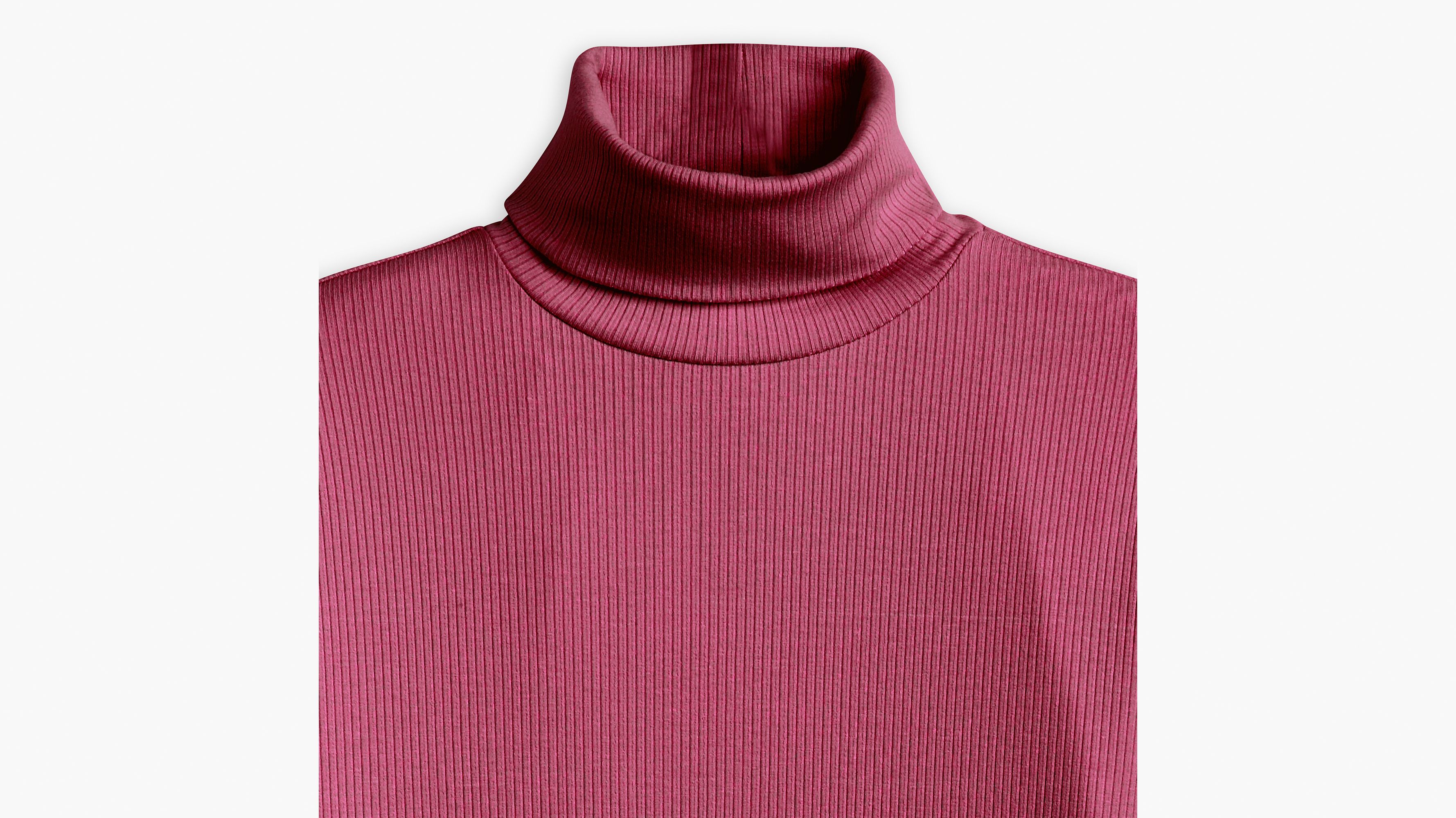 Dreamy Turtleneck Top