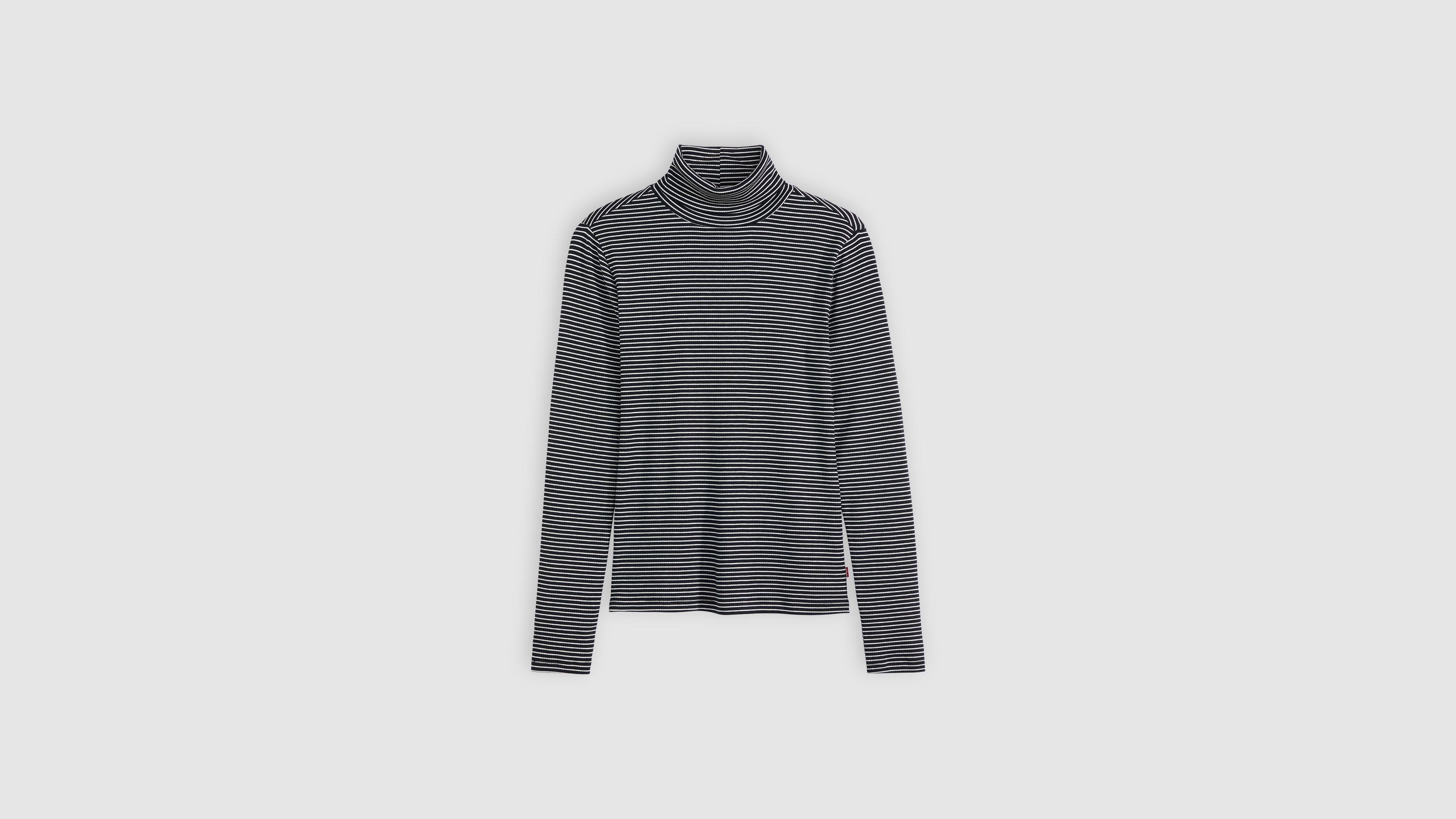 Dreamy Turtleneck Top