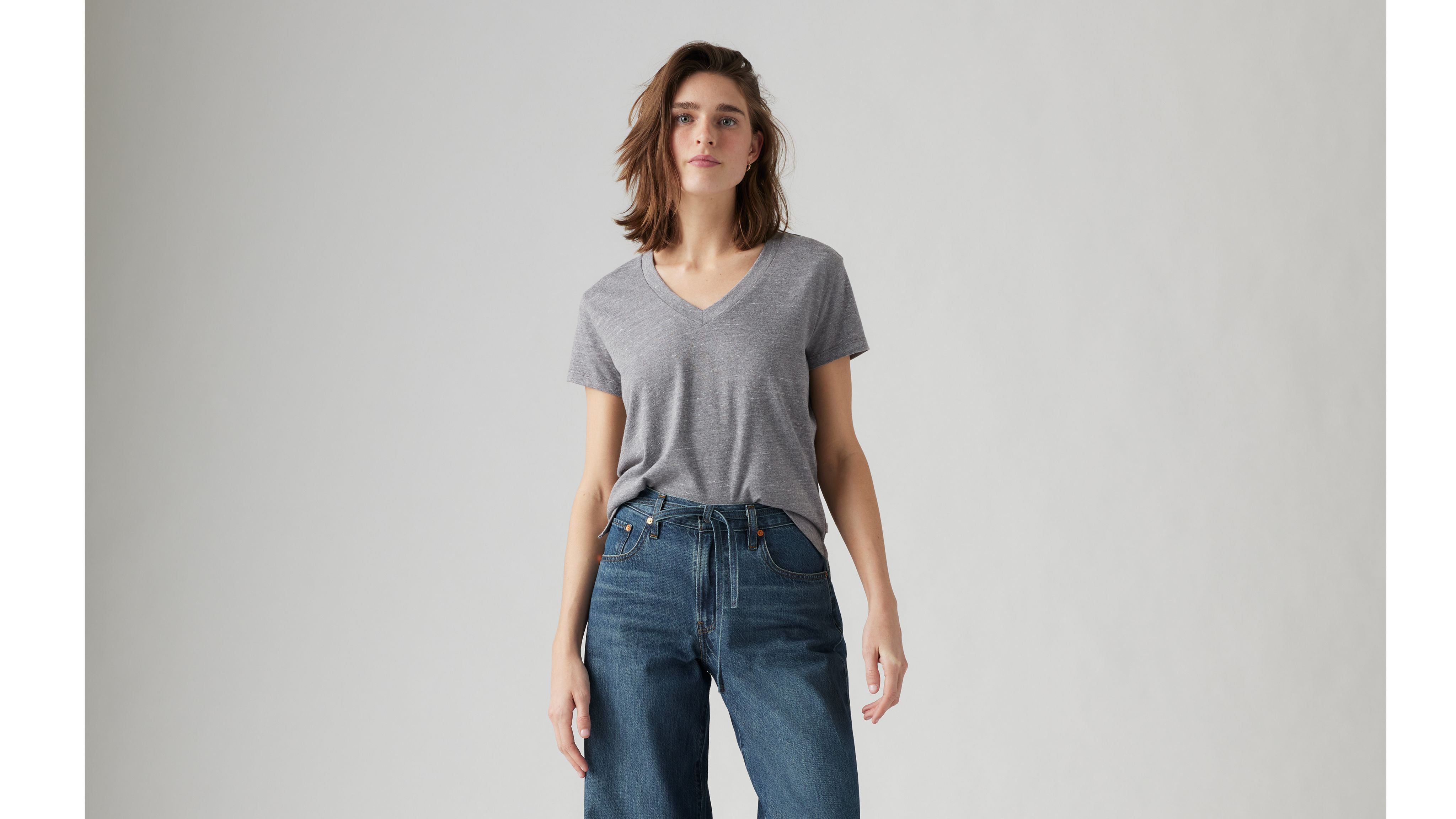 Boxy V-Neck T-Shirt 2