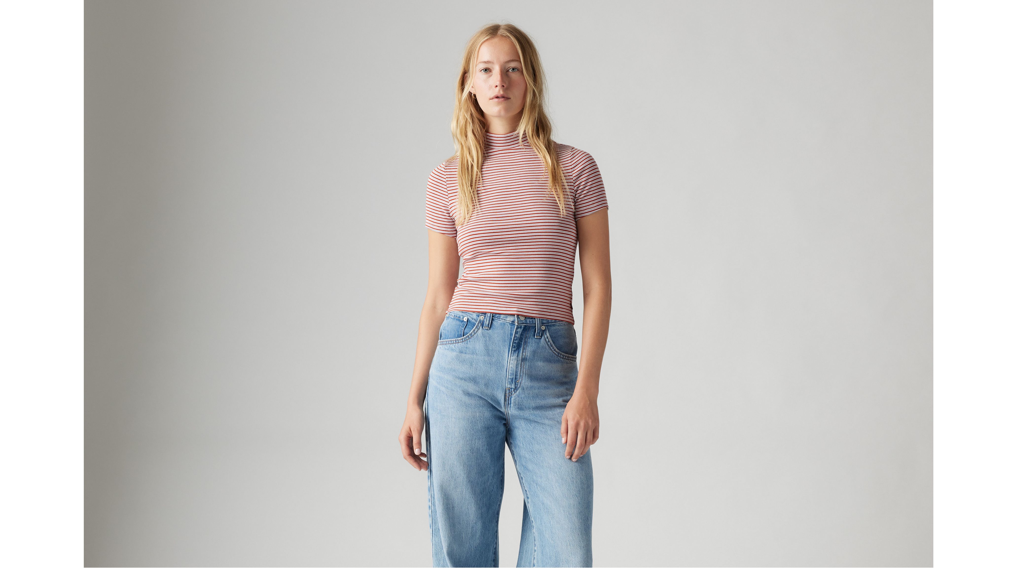 Shop Levi's Effortless Short Sleeve T-shirt In Tumeric Stripe Picante