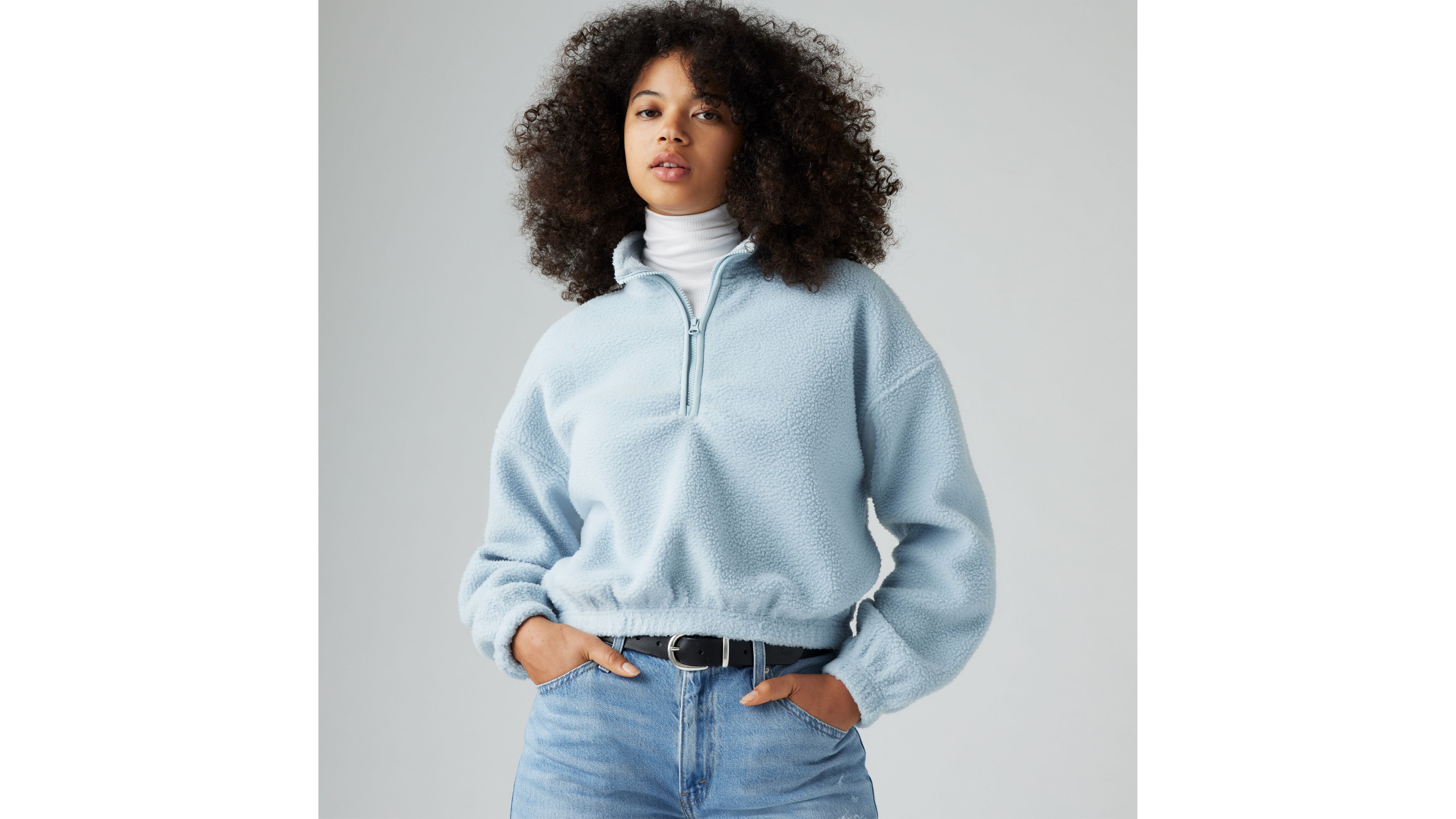 Delta 1/4 Zip Sweatshirt 1