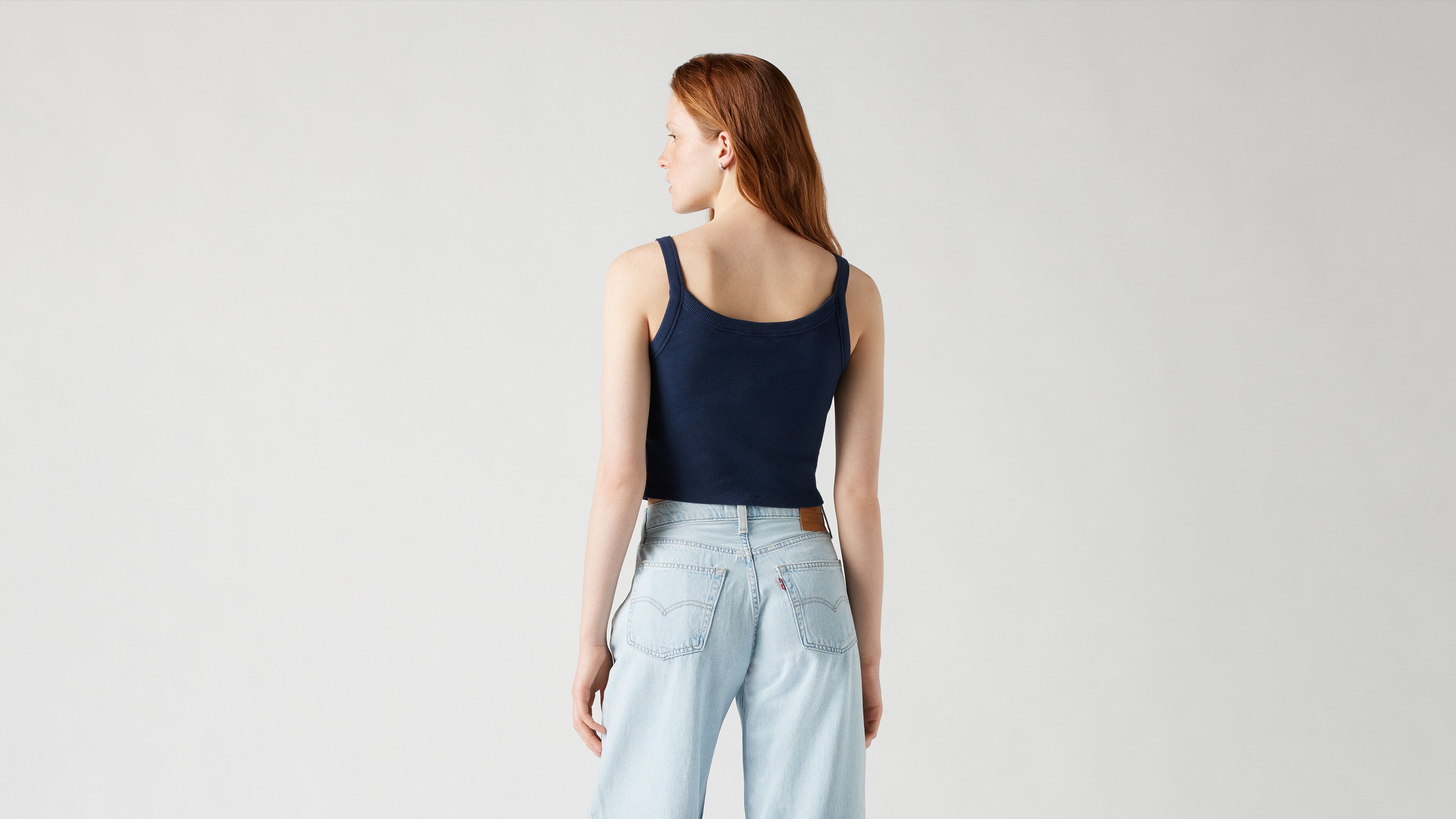 Essential tanktop i sportsdesign med grafik 3