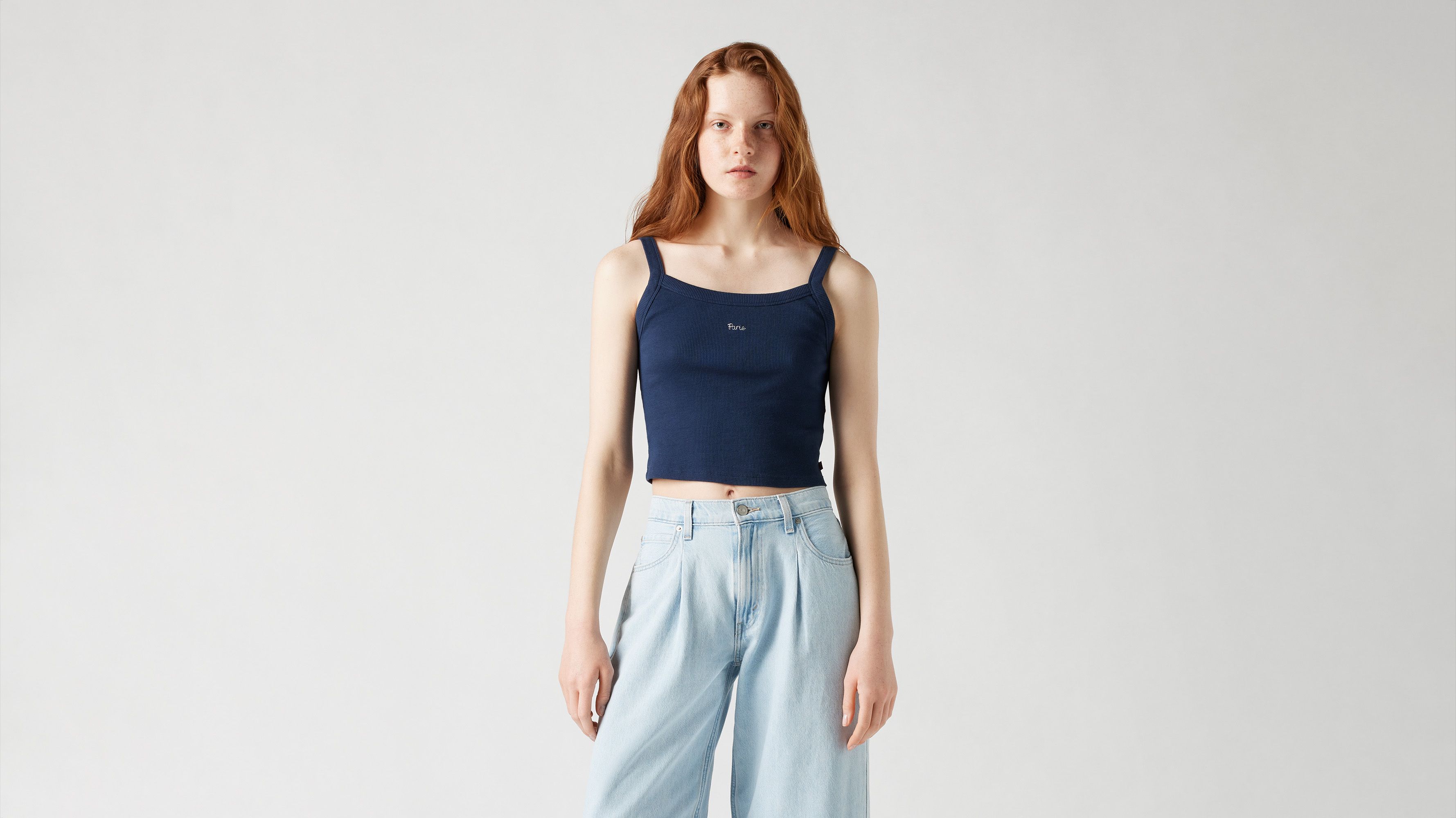 Essential tanktop i sportsdesign med grafik 2