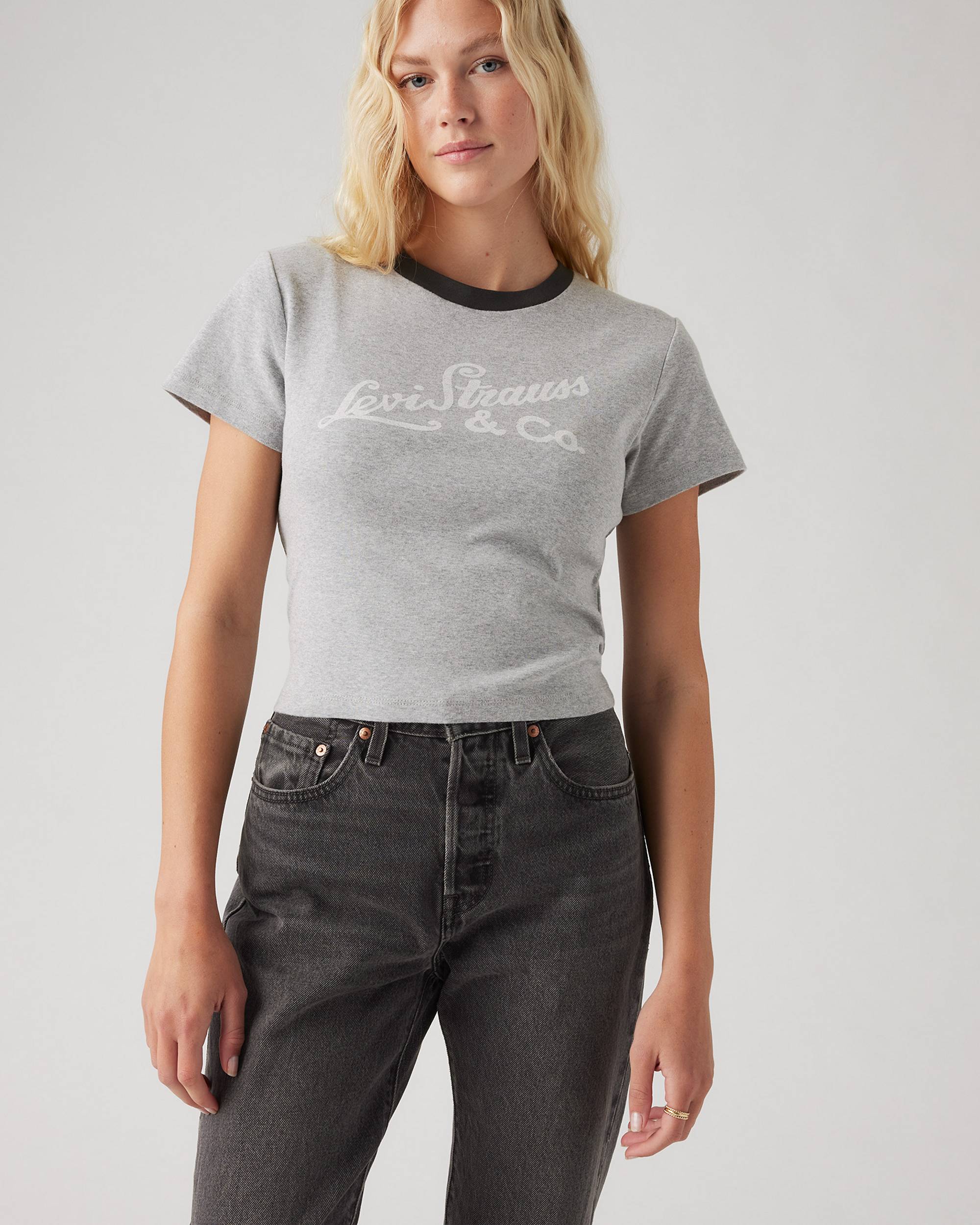 Graphic Essential Sporty T-shirt - Grey | Levi's® US Graphic Essential Sporty T-shirt - Grey | Levi's® US
