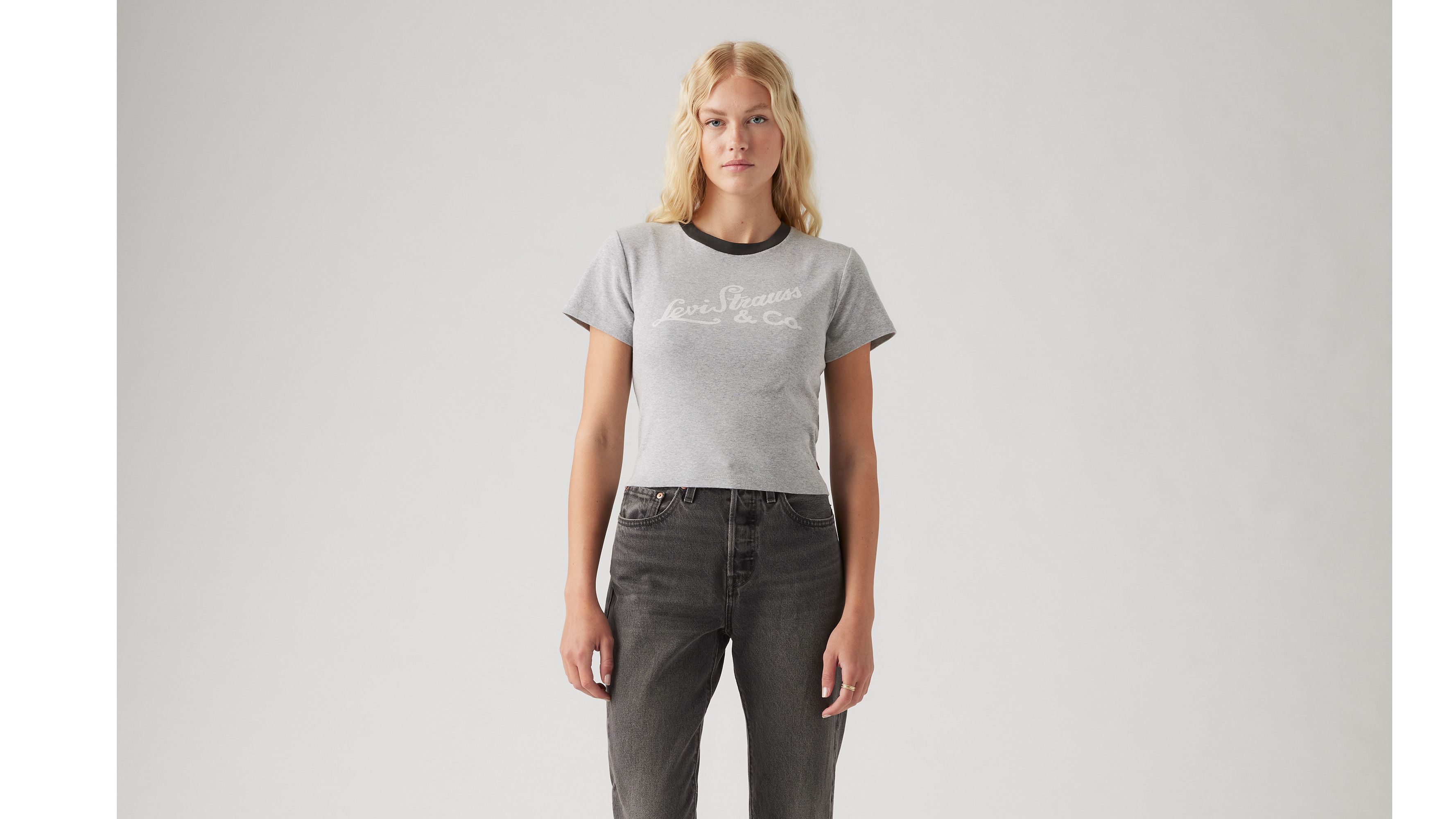 Graphic Essential Sporty Tee 2