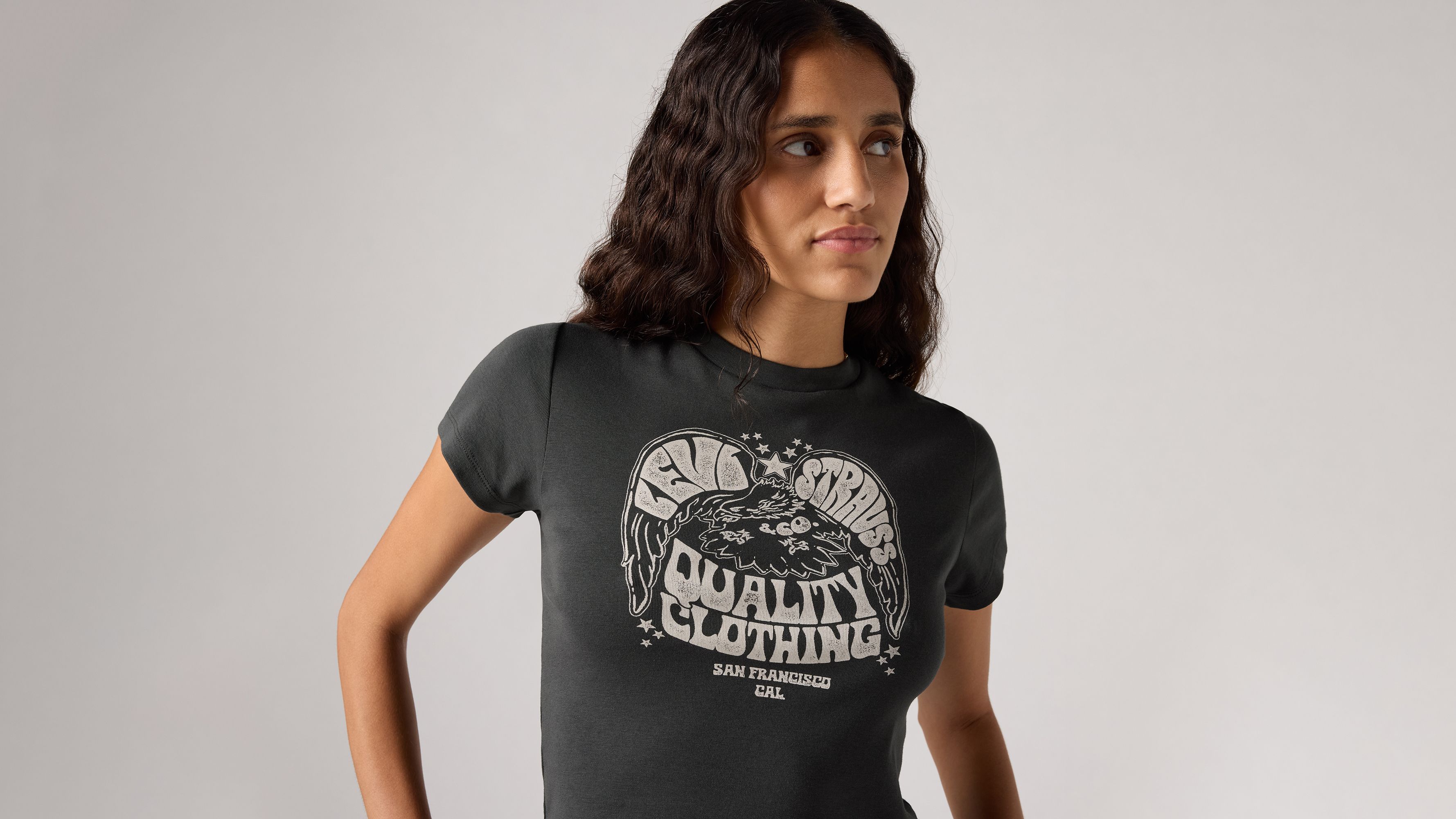 Essential Sporty Tee 4