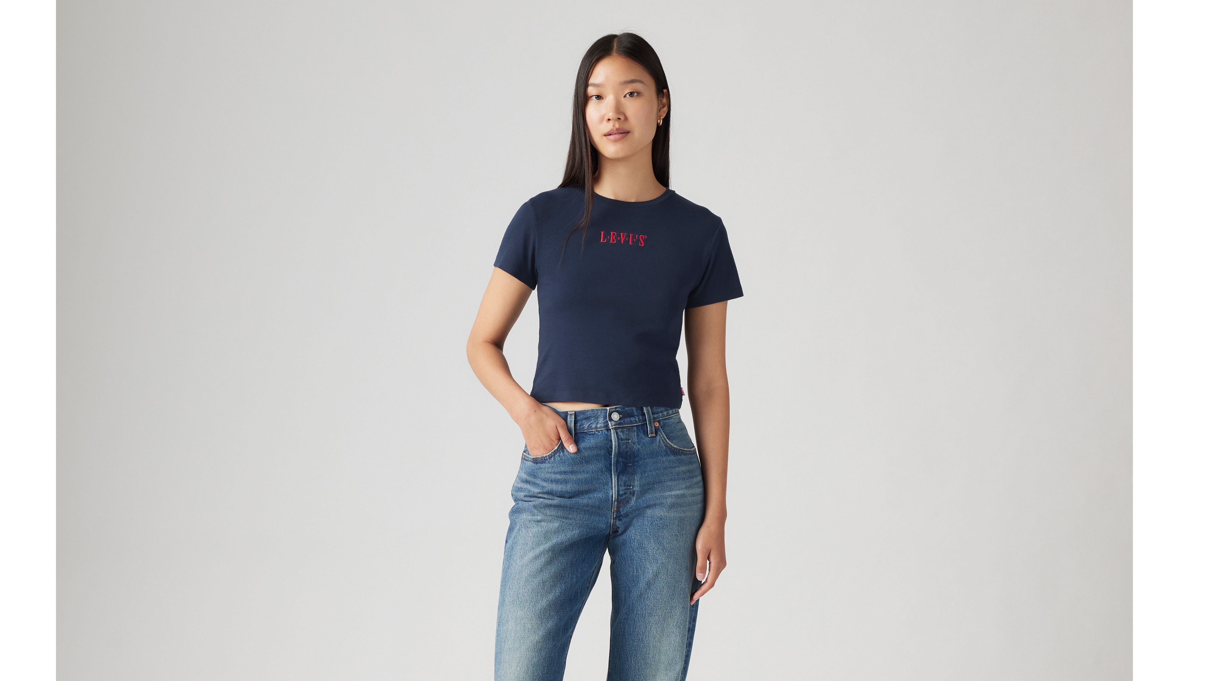 Graphic Essential Sporty Tee 3