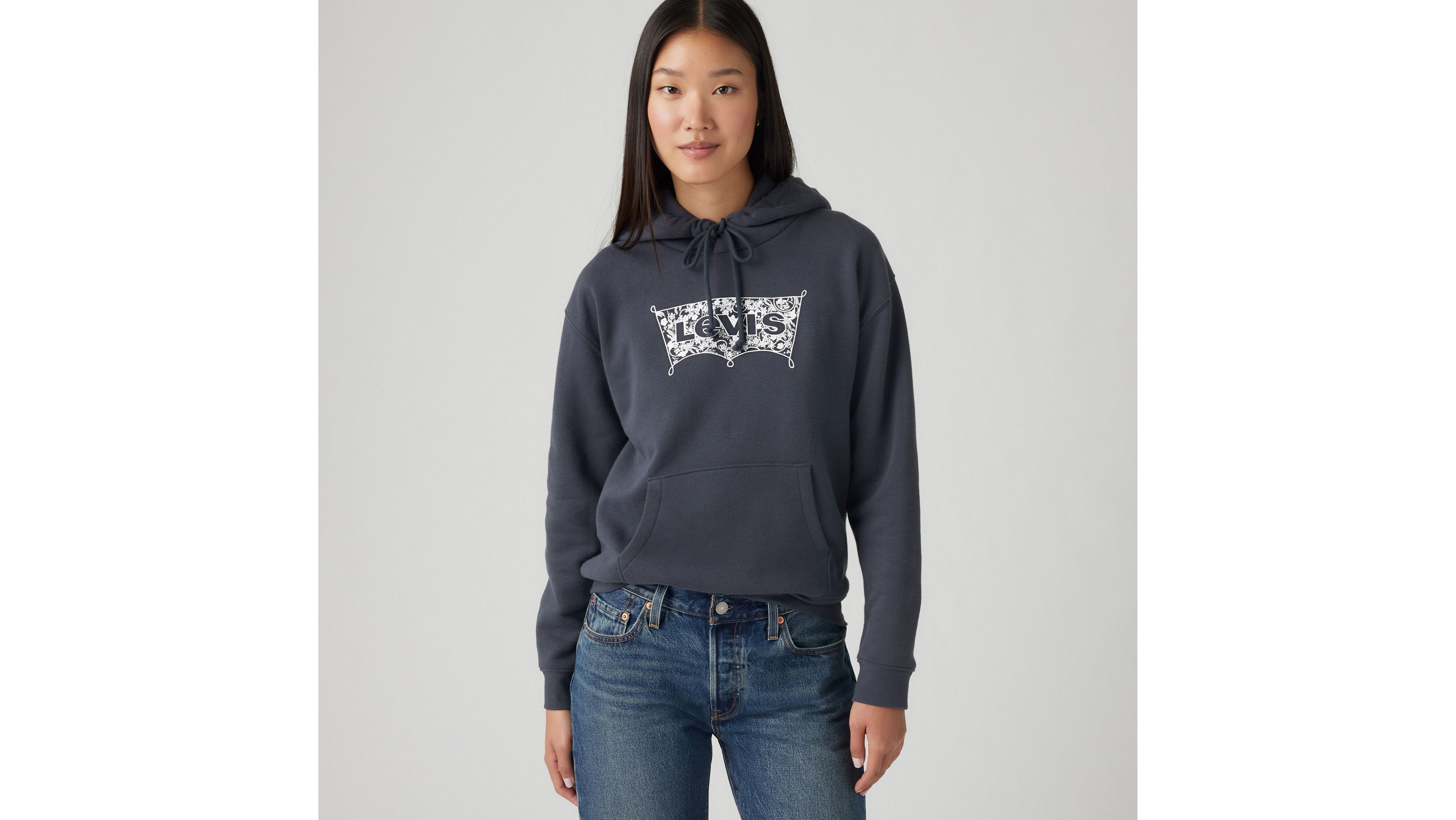 Black levis hoodie women's hotsell