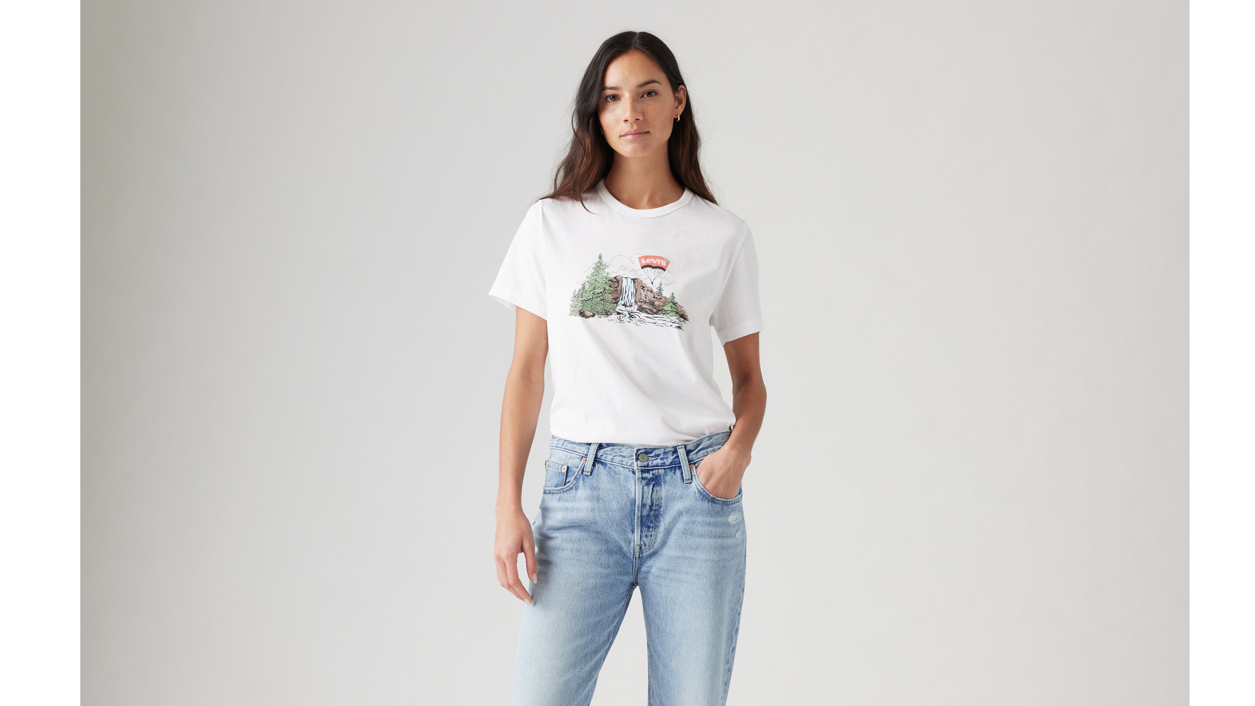 Graphic Iconic T-shirt - White | Levi's® US