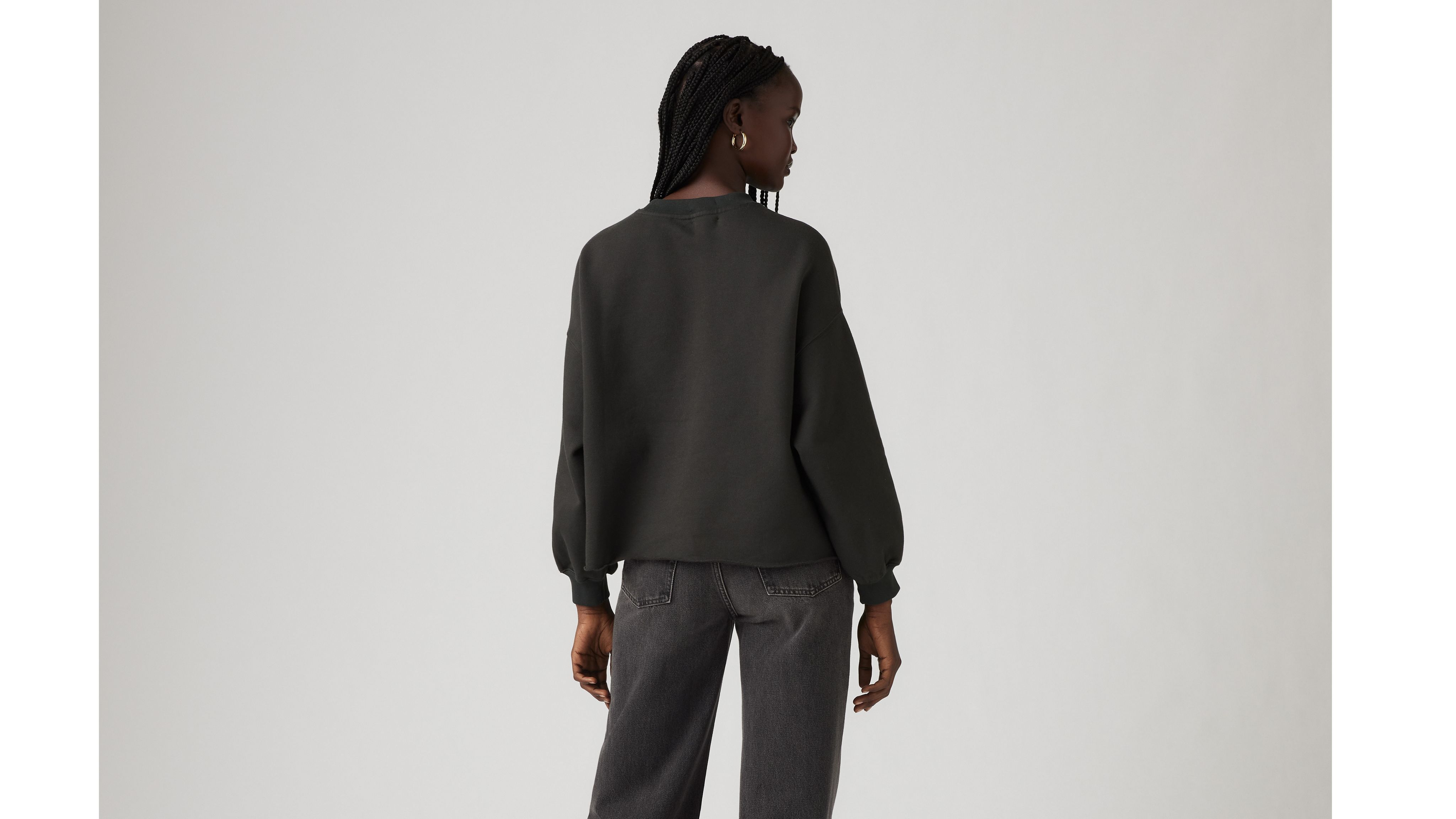 Levi's Graphic Leo Crewneck Sweatshirt In Pirate Black