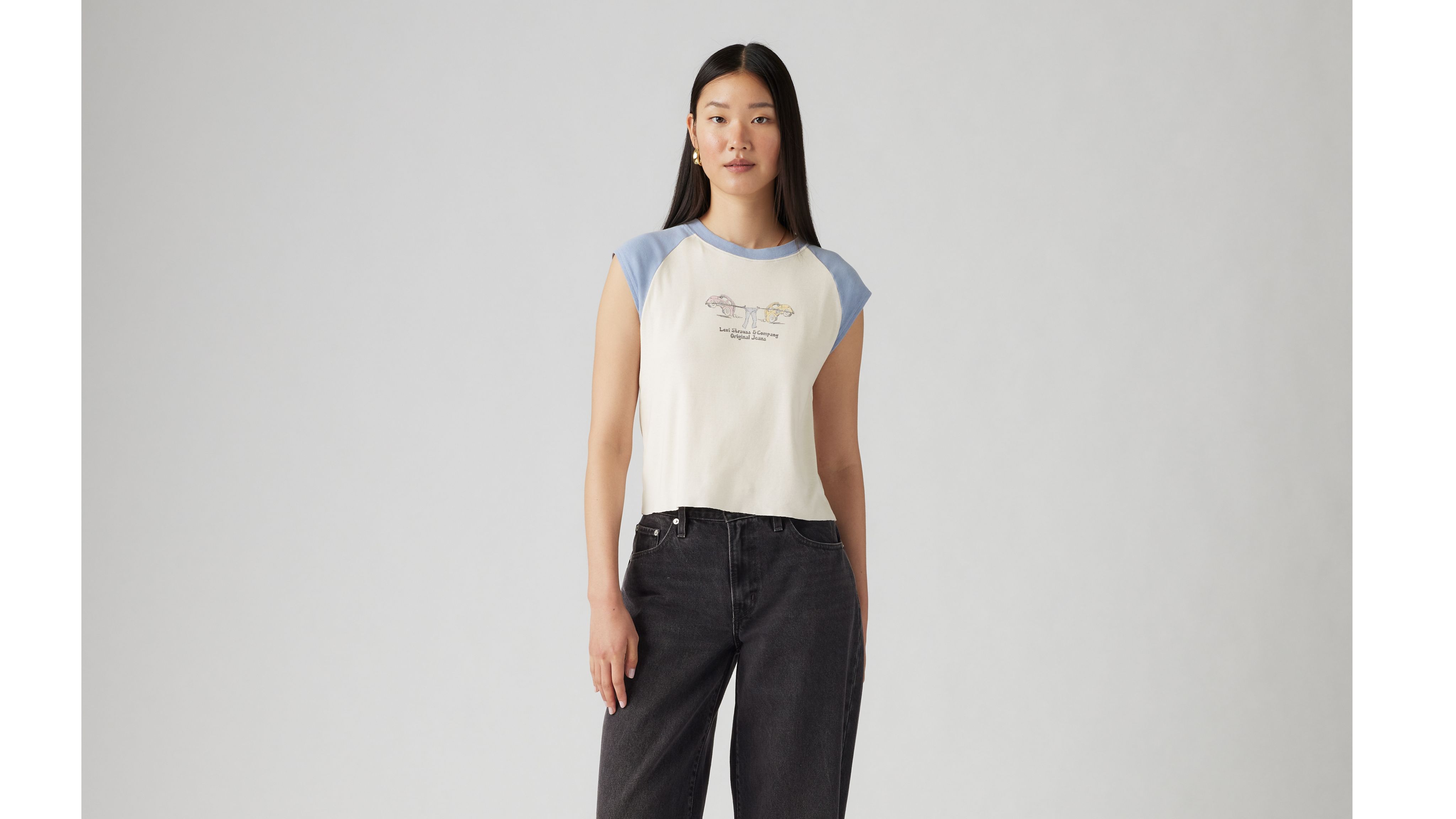 Graphic Anywear Tank Top 2