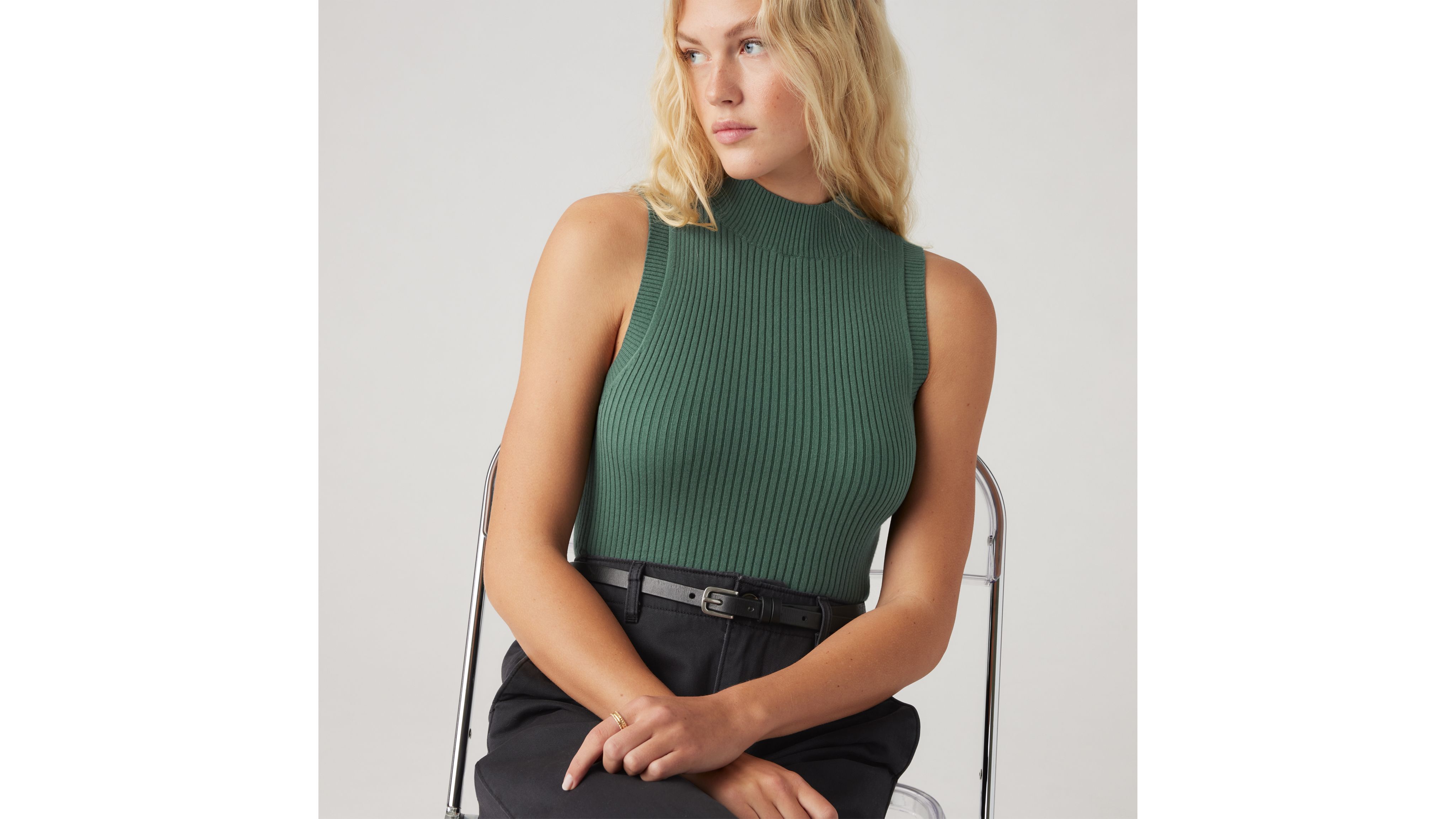 Levi's Tulip Mockneck Tank Top