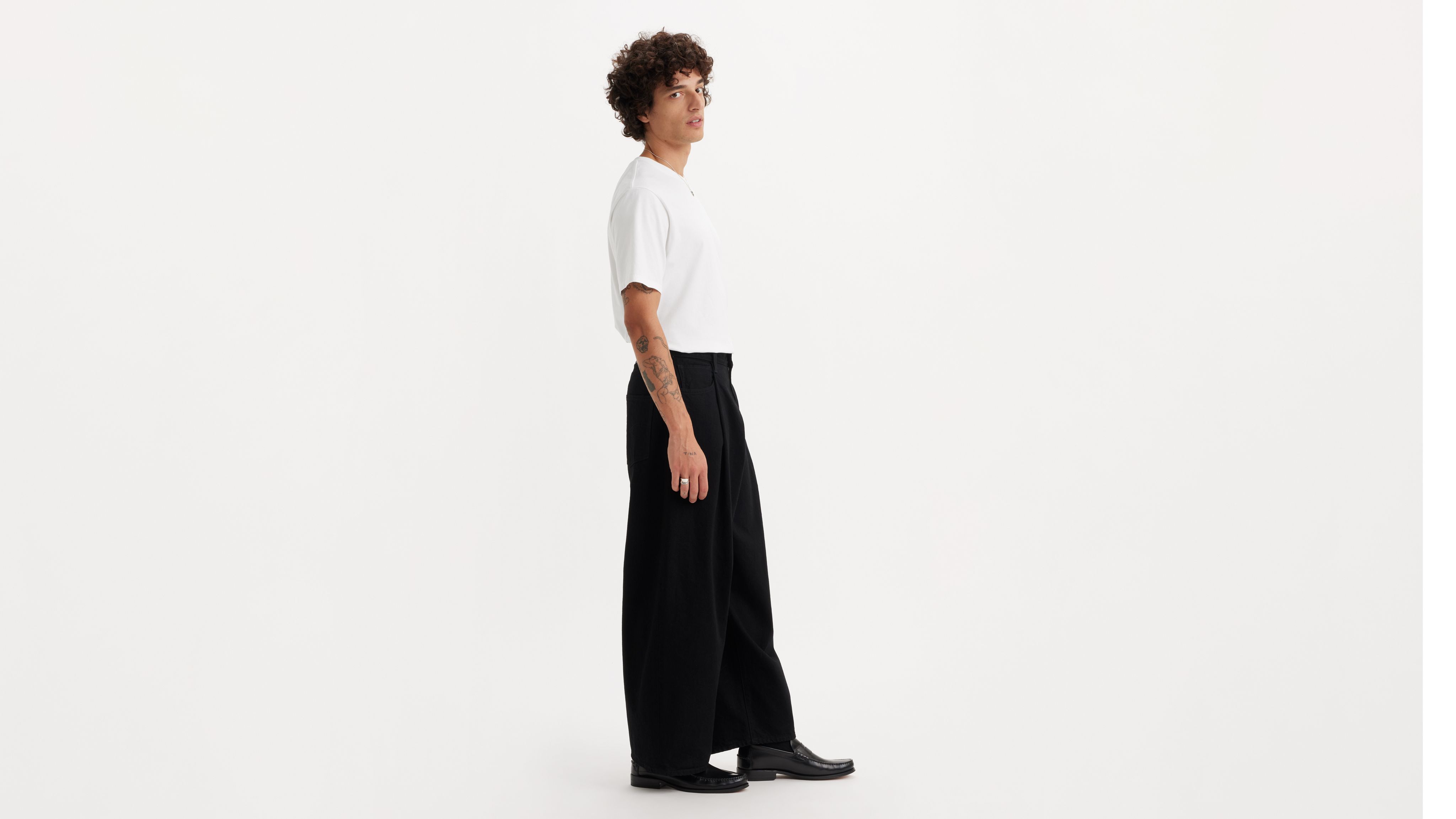Levi's Vintage Made in Japan Wide Pleat Crop Jeans in Blue | SVD