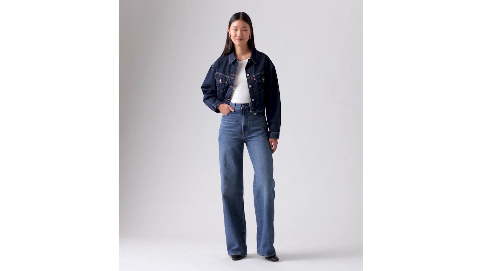 Shrunken '90s Lightweight Trucker Jacket - Light Wash