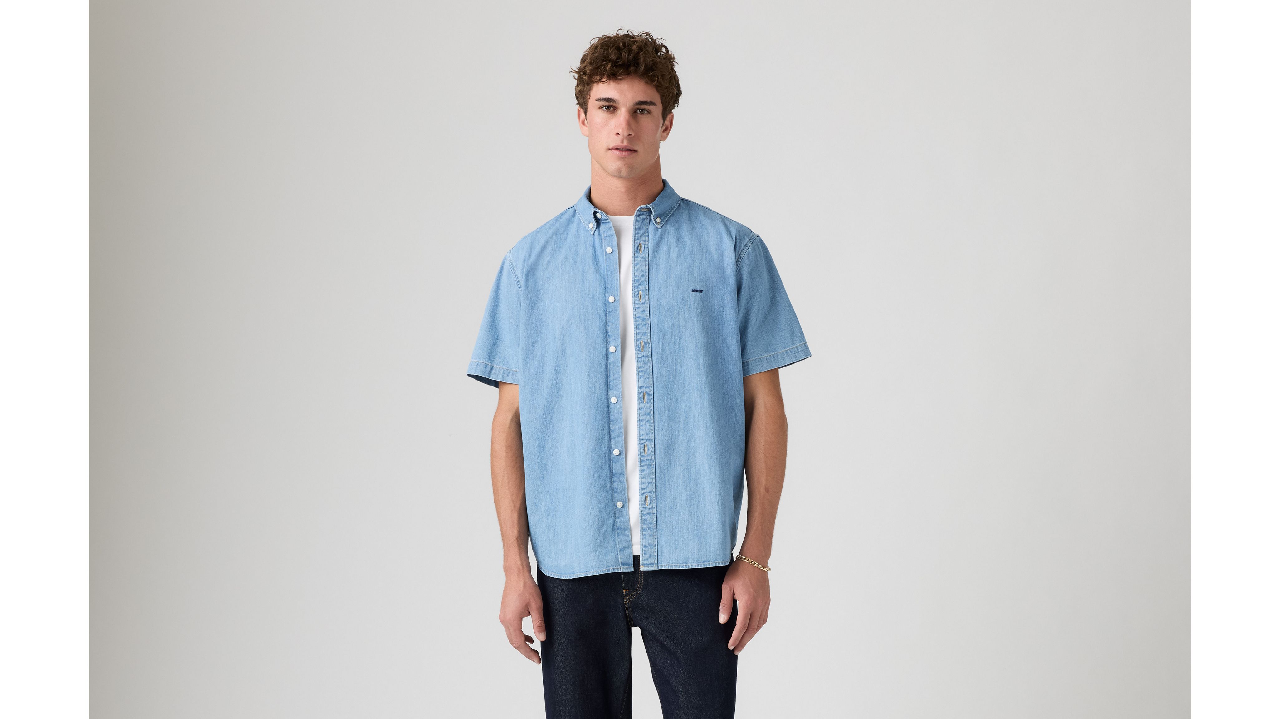 Levi's Short Sleeve Authentic Button-down Shirt In Eli Medium Blue Wash