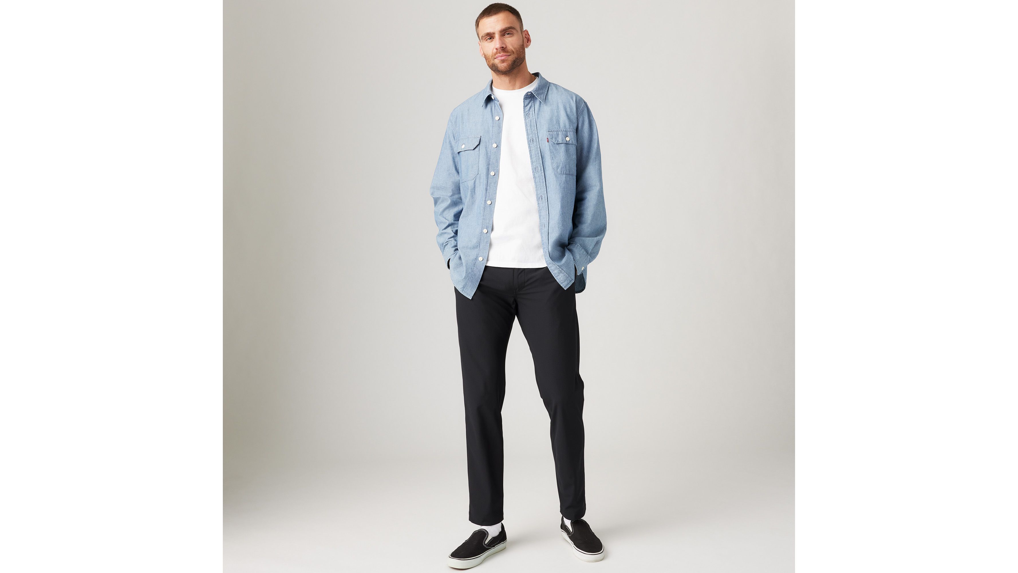 見逃し厳禁！おトクな Men's Tech Standard Chino Xx Levi's® Pants US Levi's® | Black - WorkUtility&SafetyClothing