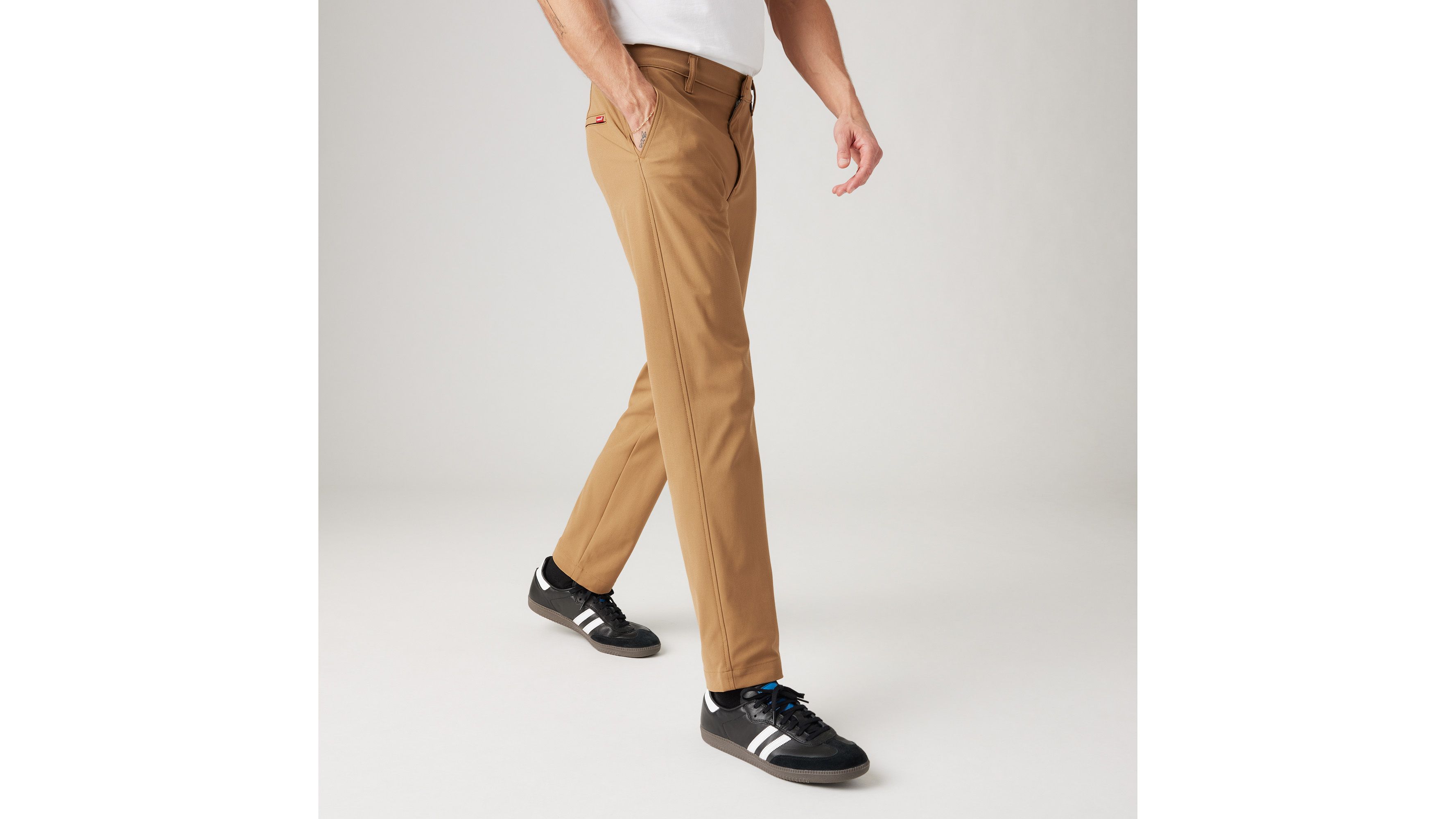 Levi's® Xx Chino Standard Tech Men's Pants - Brown | Levi's® US