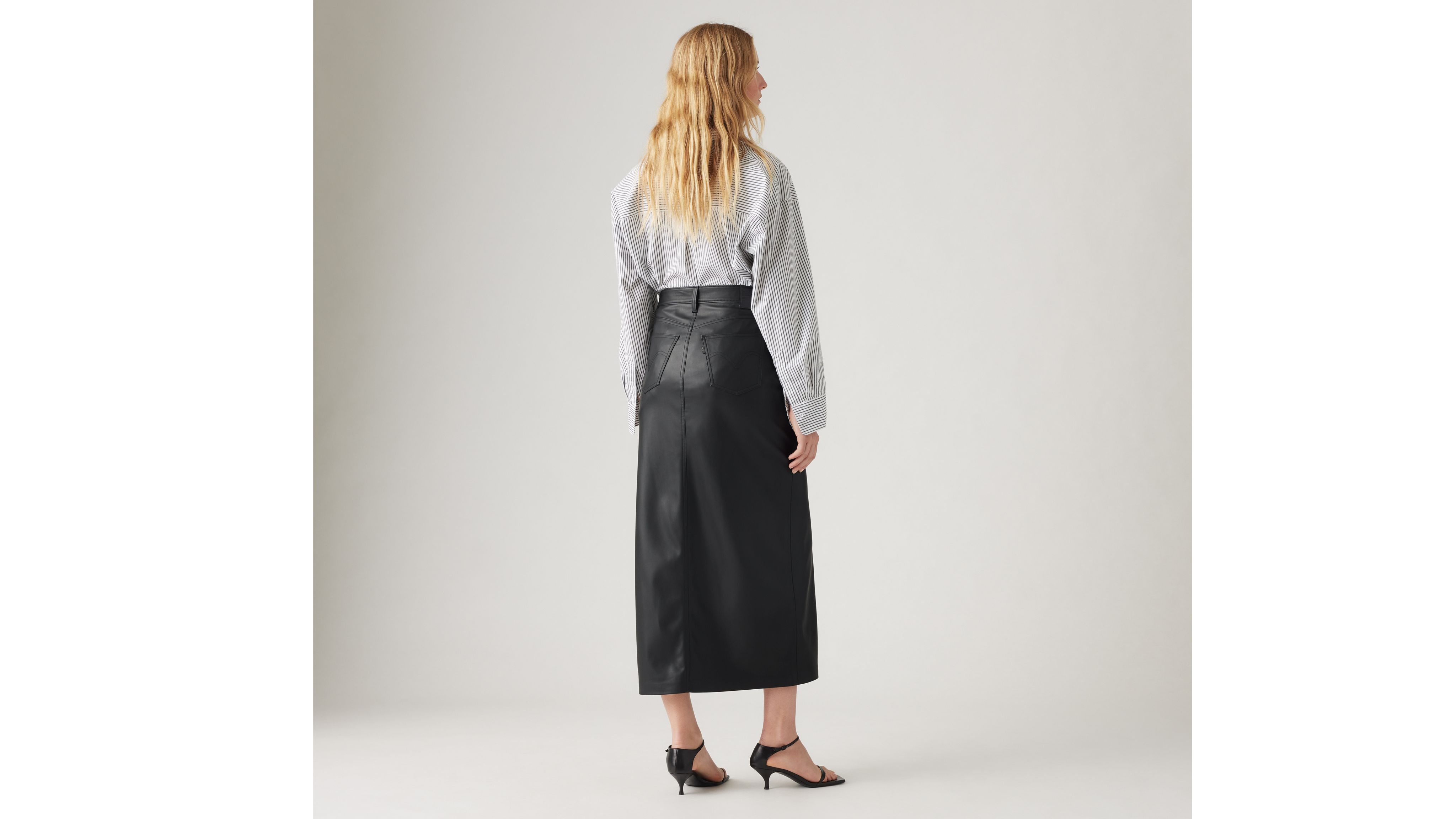 Levi's Ankle Column Skirt In Leather Night