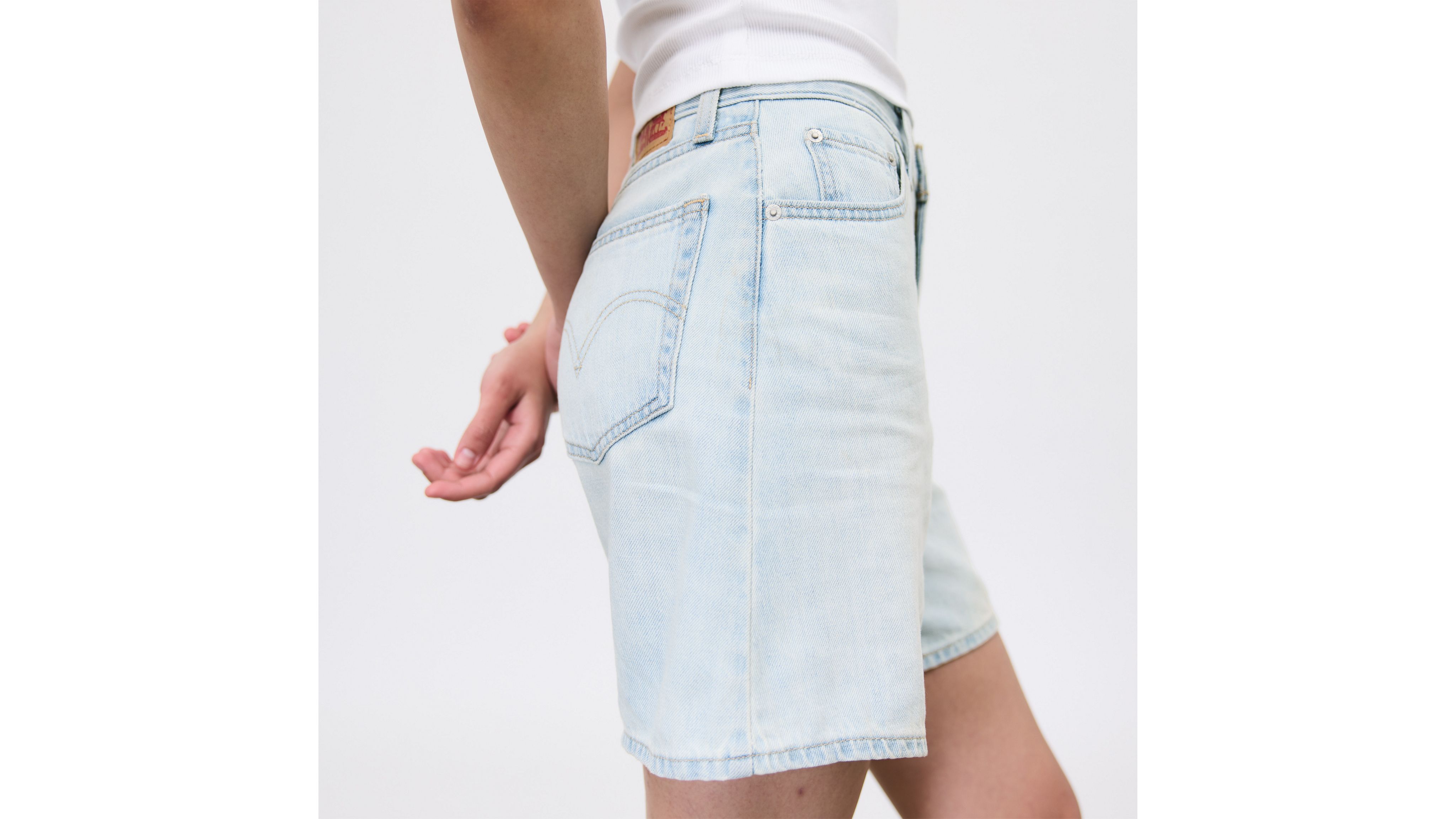 Levi's High Rise Baggy Linen+ Denim Shorts In Luxury Trip Short