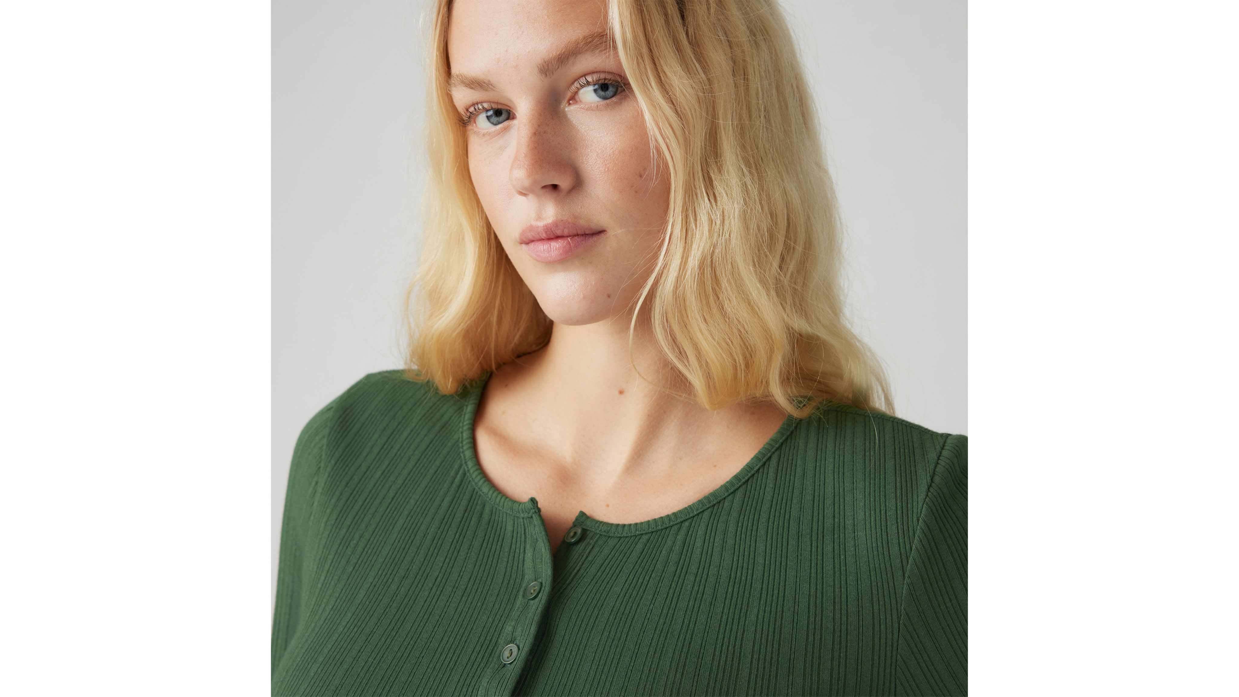 Dry Goods Vacationer Ribbed Henley 4