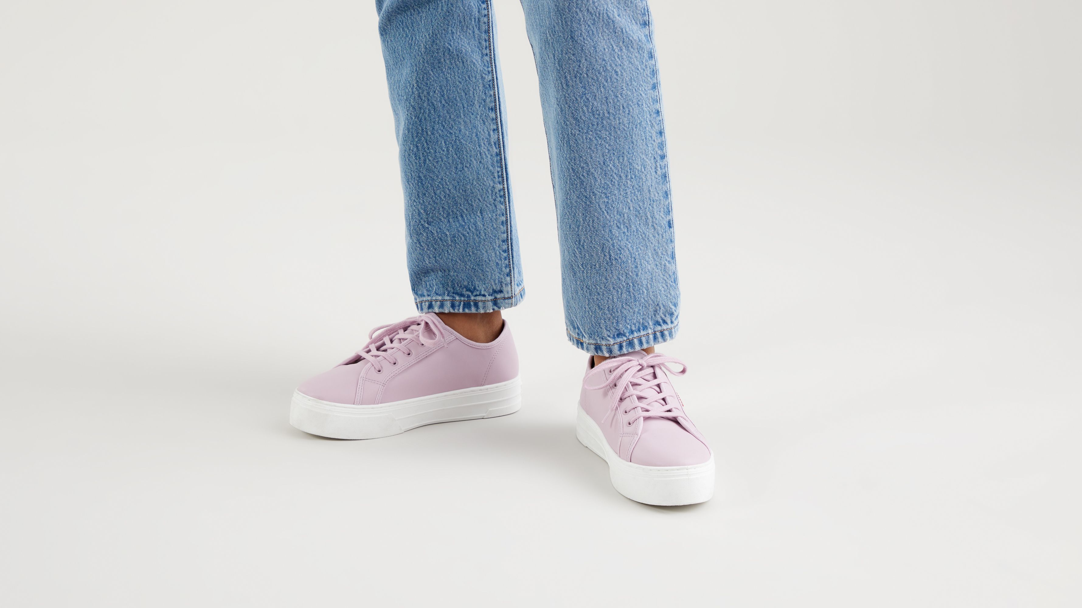 levis tijuana sneakers