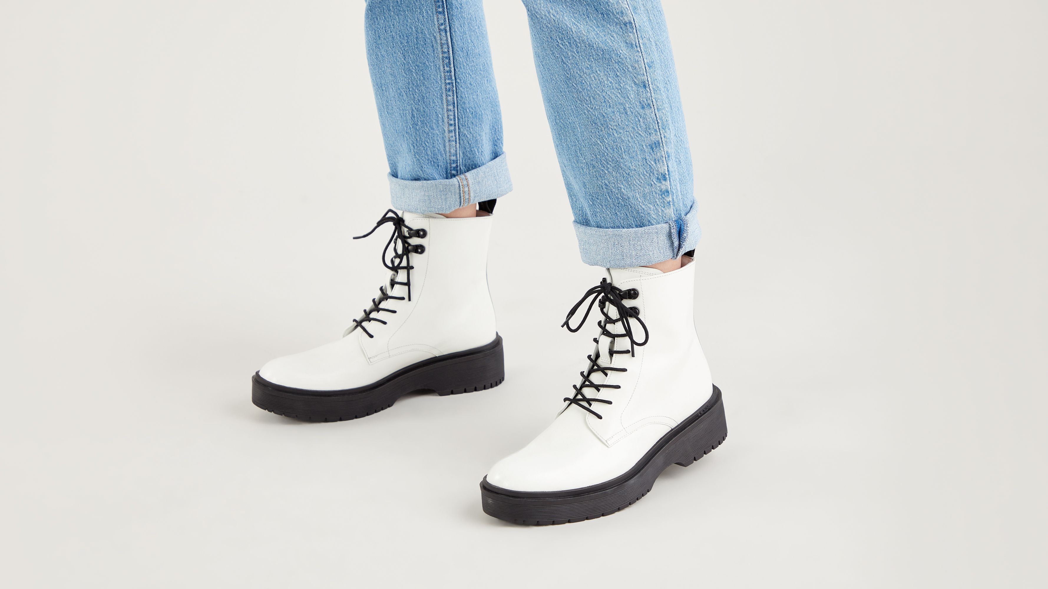 levis boots womens