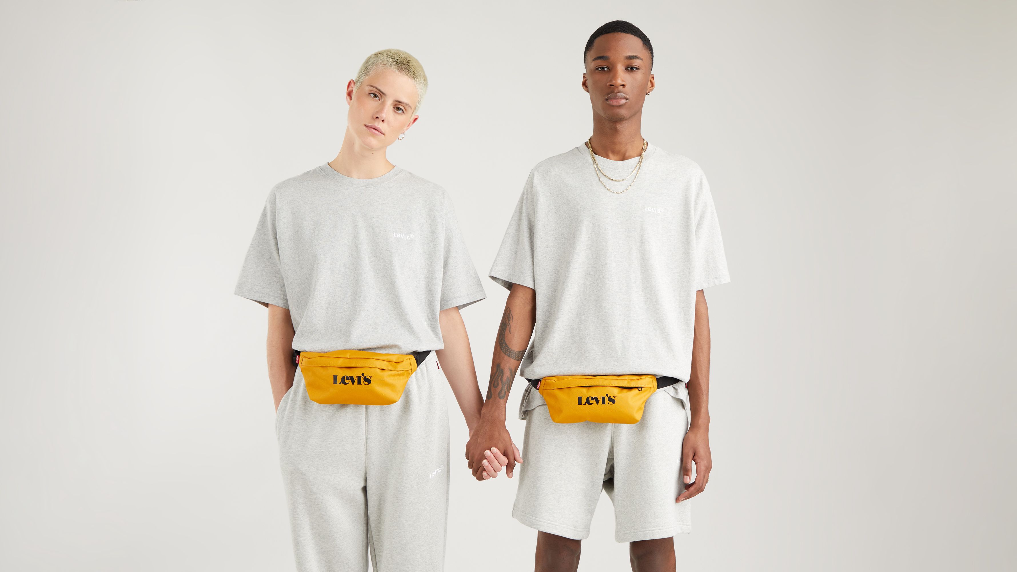 Modern Vintage Logo Small Banana Sling Bag - Yellow | Levi's® BE