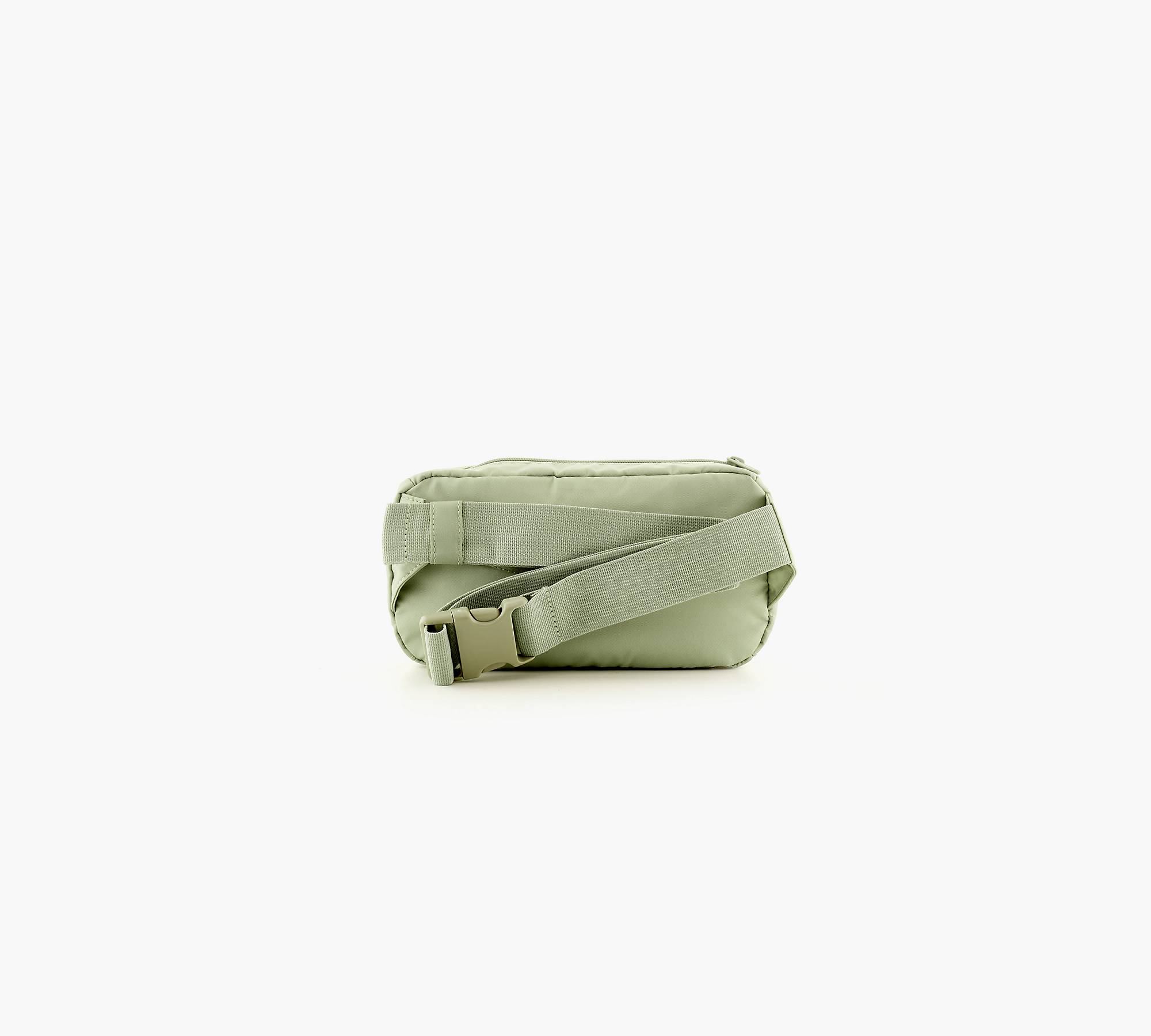 Medium Banana Sling Bag - Green | Levi's® CH