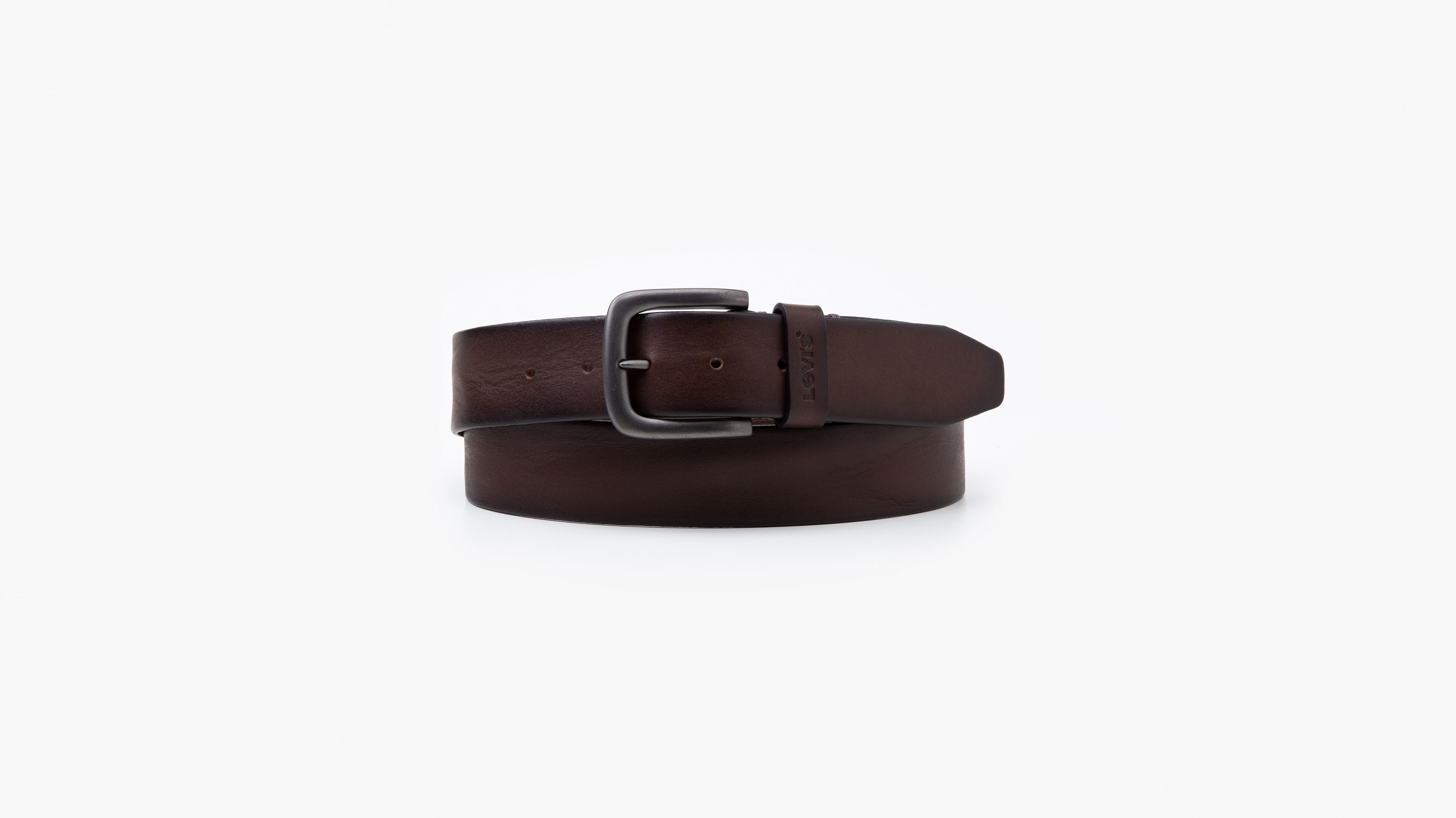 Levi's® Men's Metal Plate Branding Belt