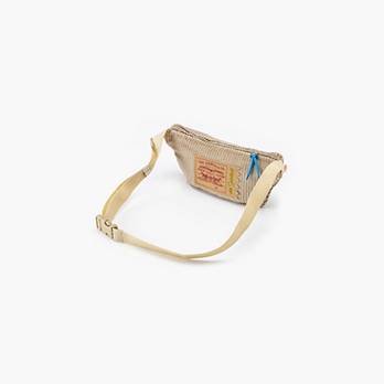 The Simpsons™ x Levi’s® Colorblock Sling 2