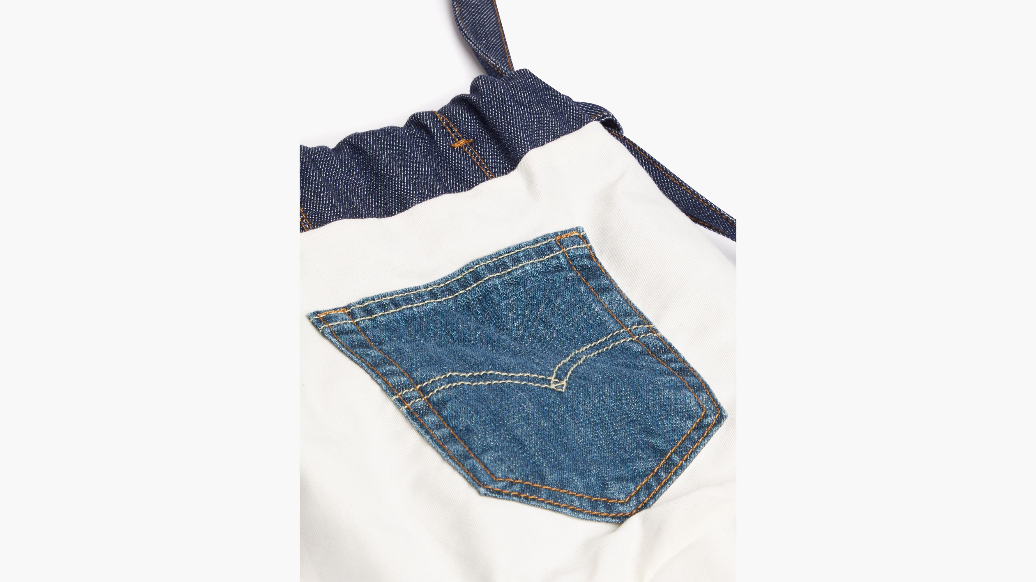 Levi’s® Porto Alegre Bucket Bag 7