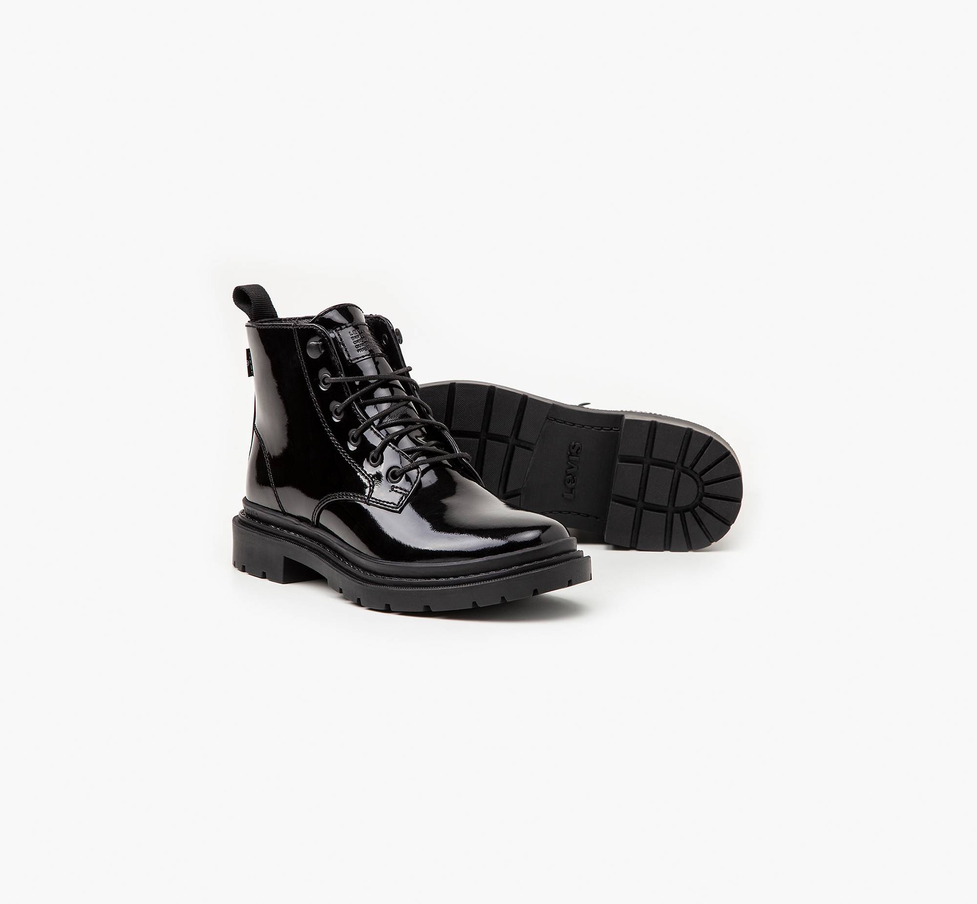 Trooper Chukka Boots - Black | Levi's® LU