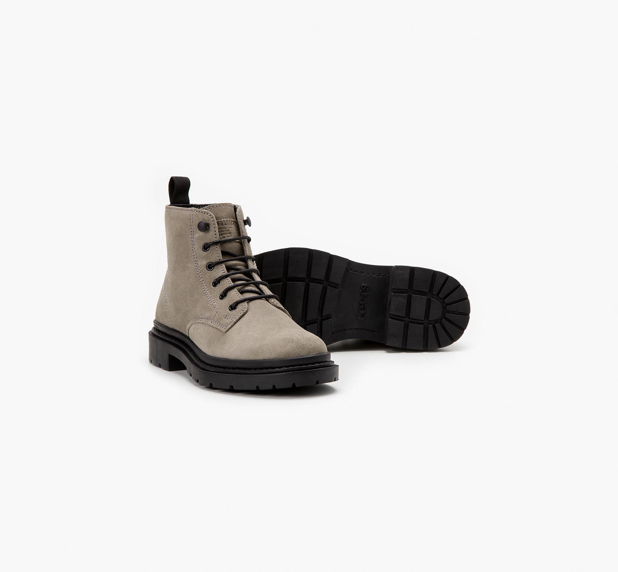 Levi's® Women’s Trooper Chukka Boots 3