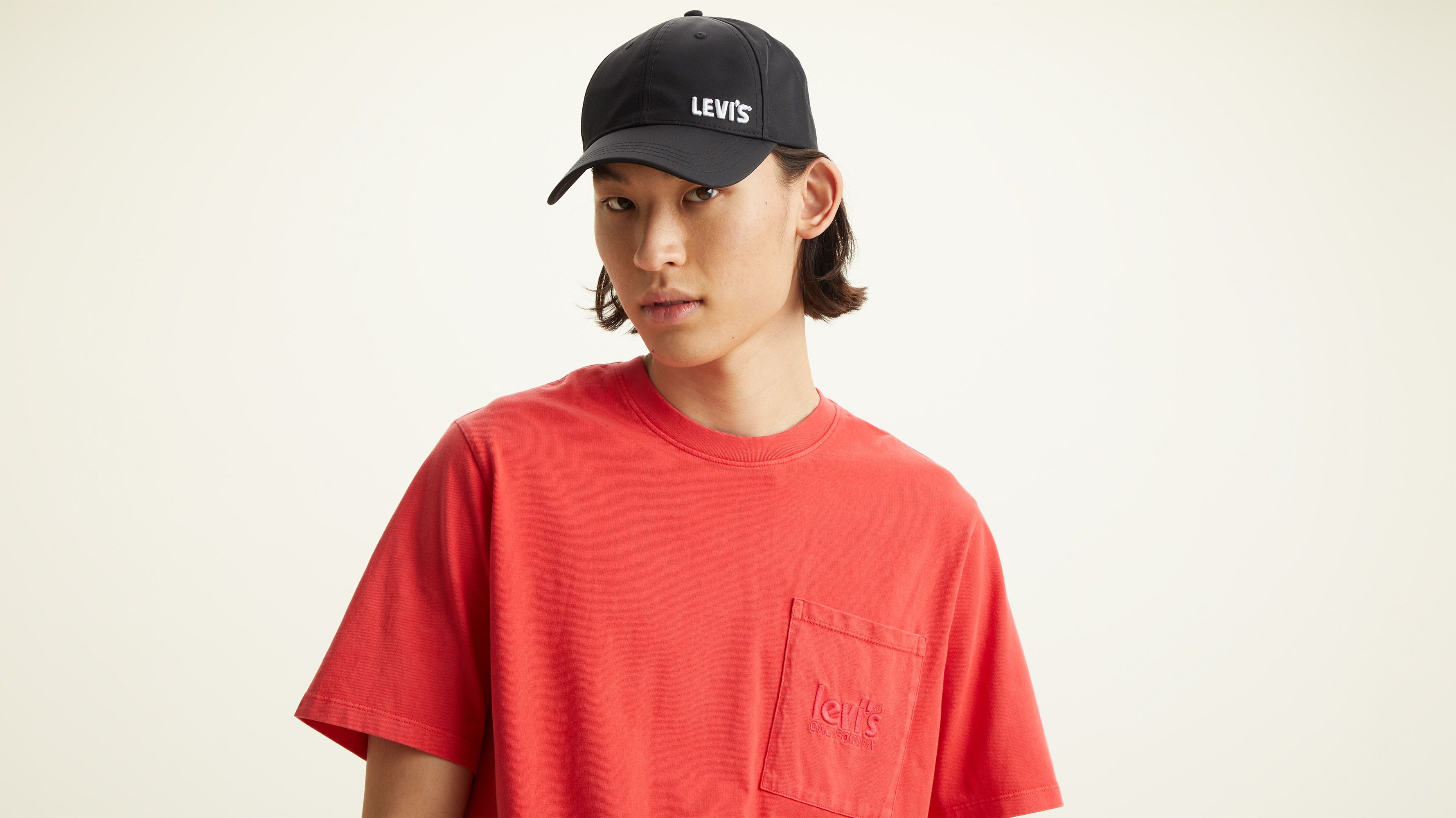 Casquette et chapeau sportswear Levis Levi's Homme Casquette de  baseball à onglet rouge, Noir