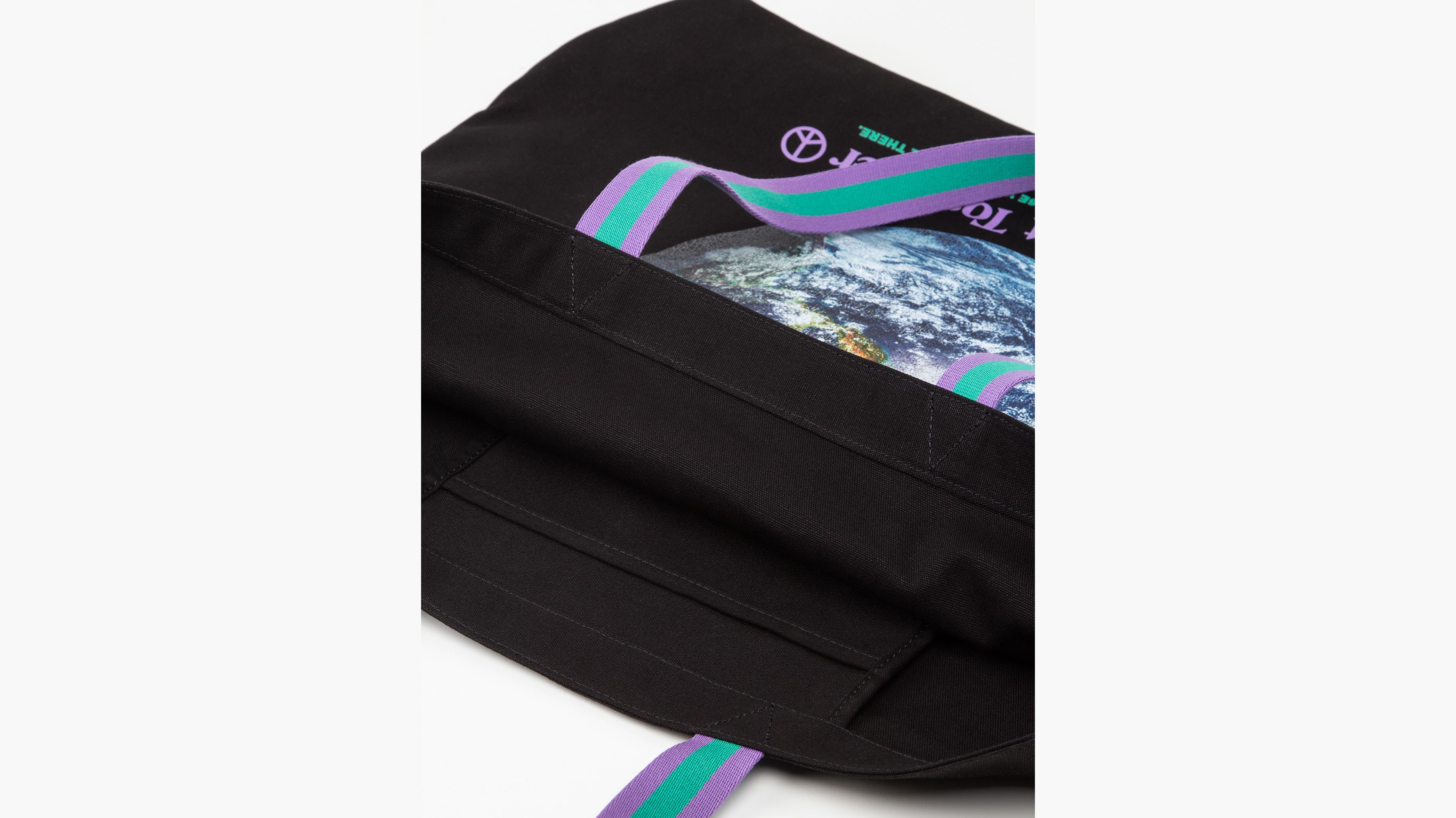 Xl Graphic Tote - Black | Levi's® CY