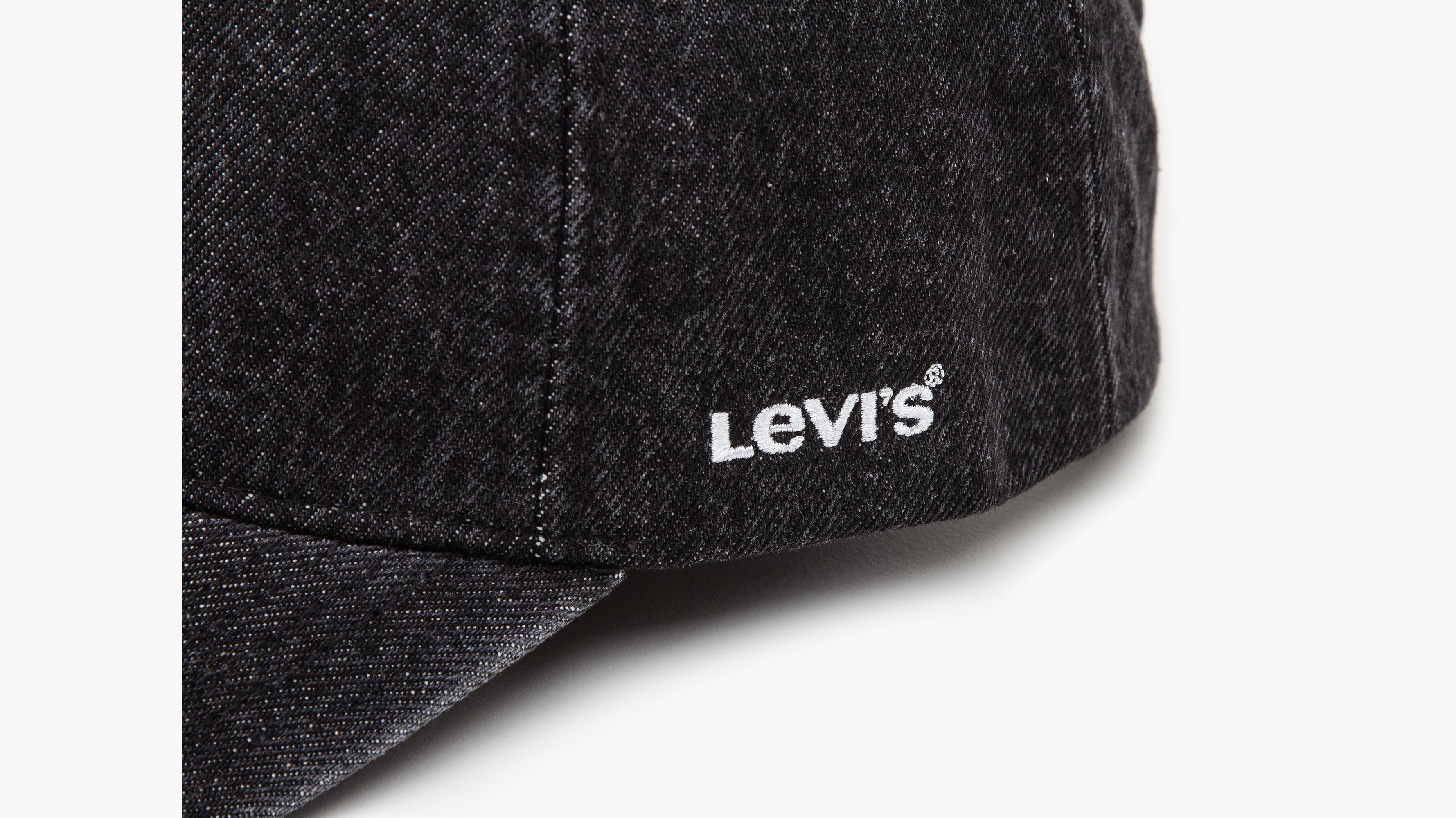 Casquette et chapeau sportswear Levis Levi's Homme Casquette de  baseball à onglet rouge, Noir