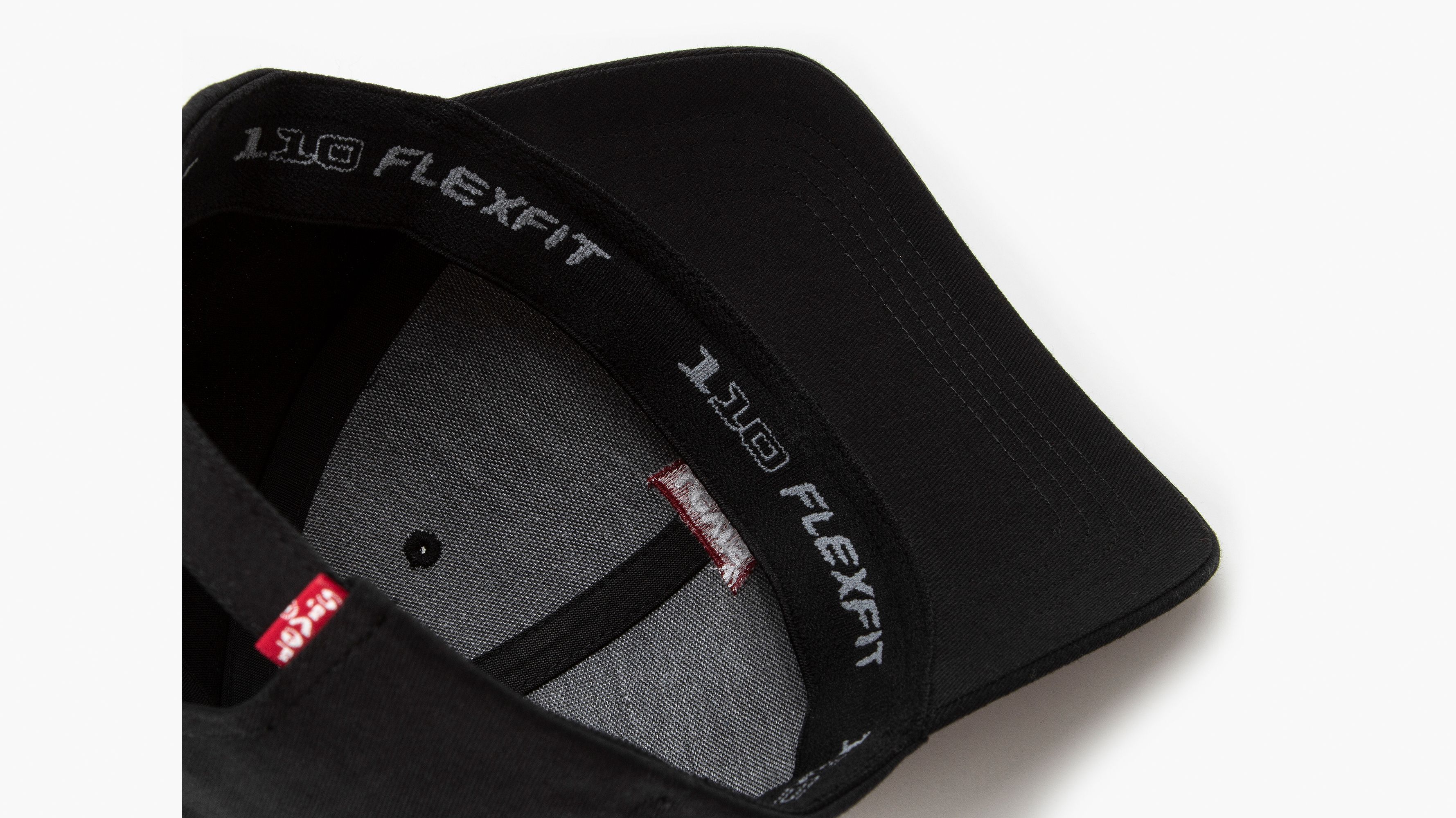 Housemark Flexfit® Cap - Black | Levi's® US