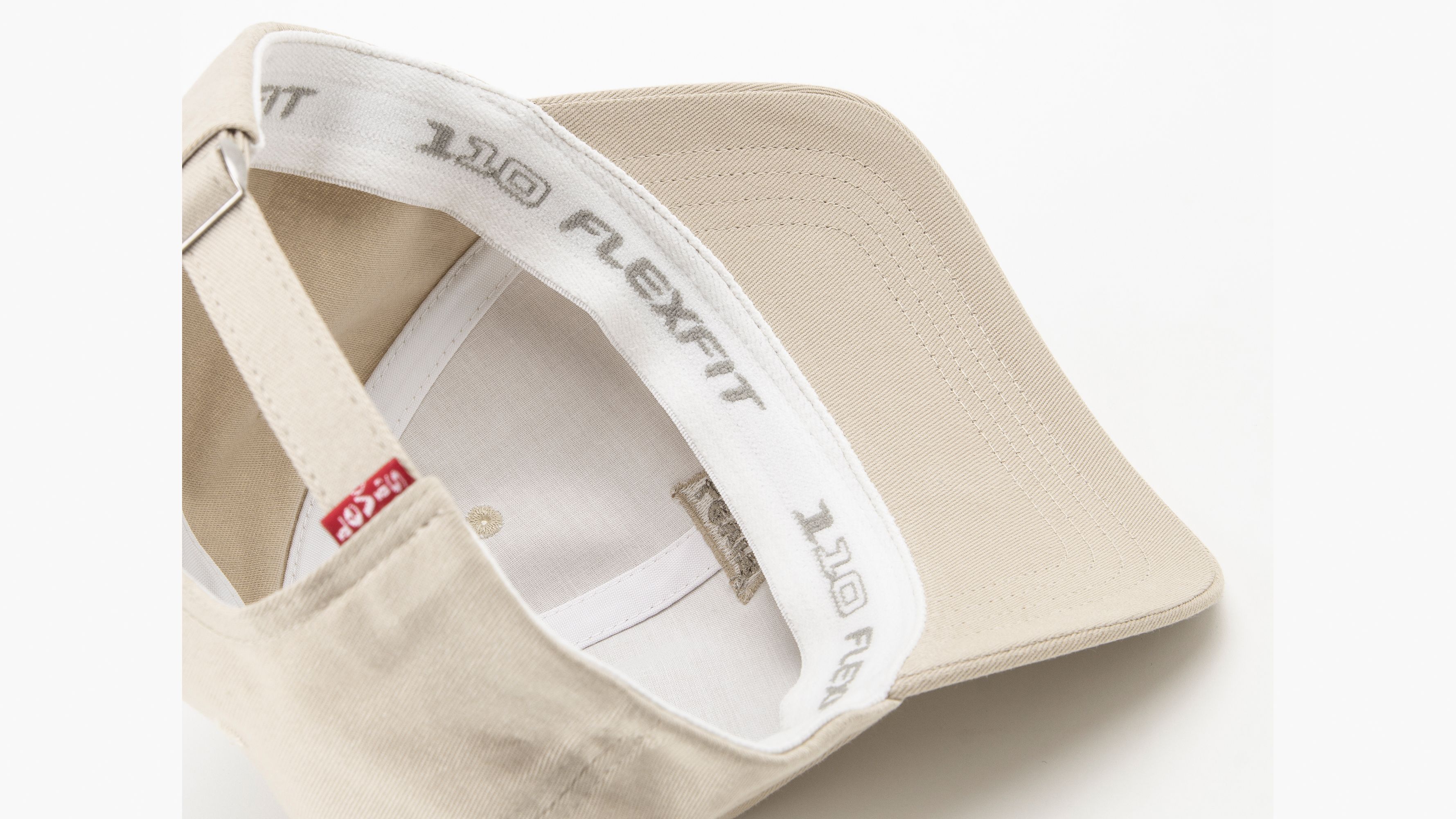 Levi's® Flexfit® Housemark Logo Cap 3