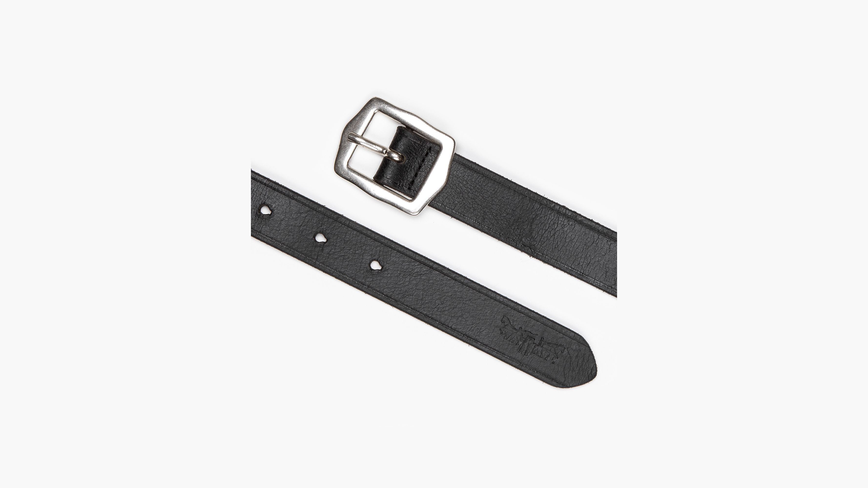 Levi's Luxe Leather Belt In Regular Black
