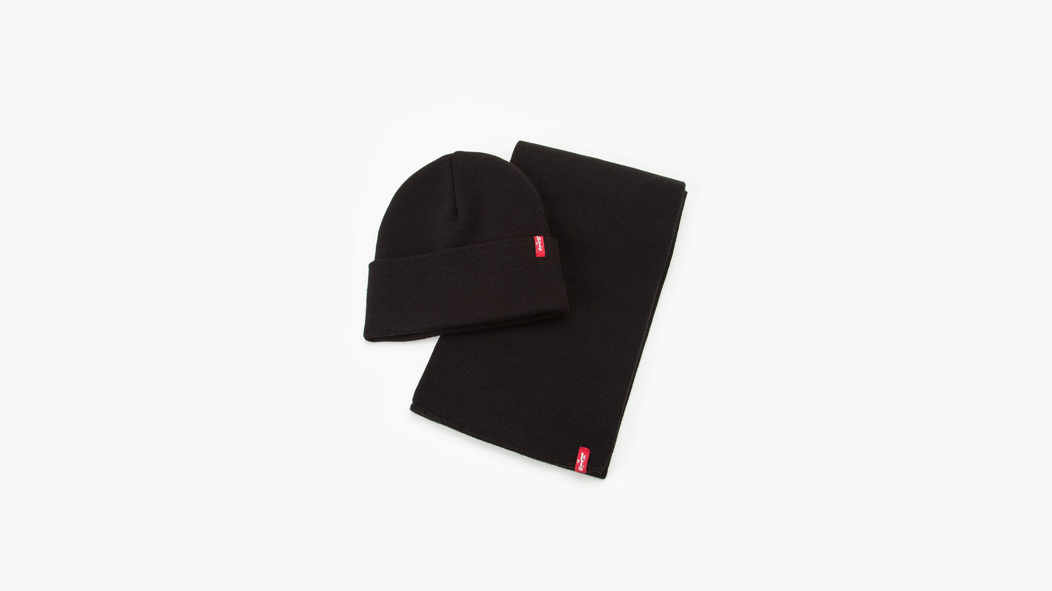 Set regalo con sciarpa e berretto 1