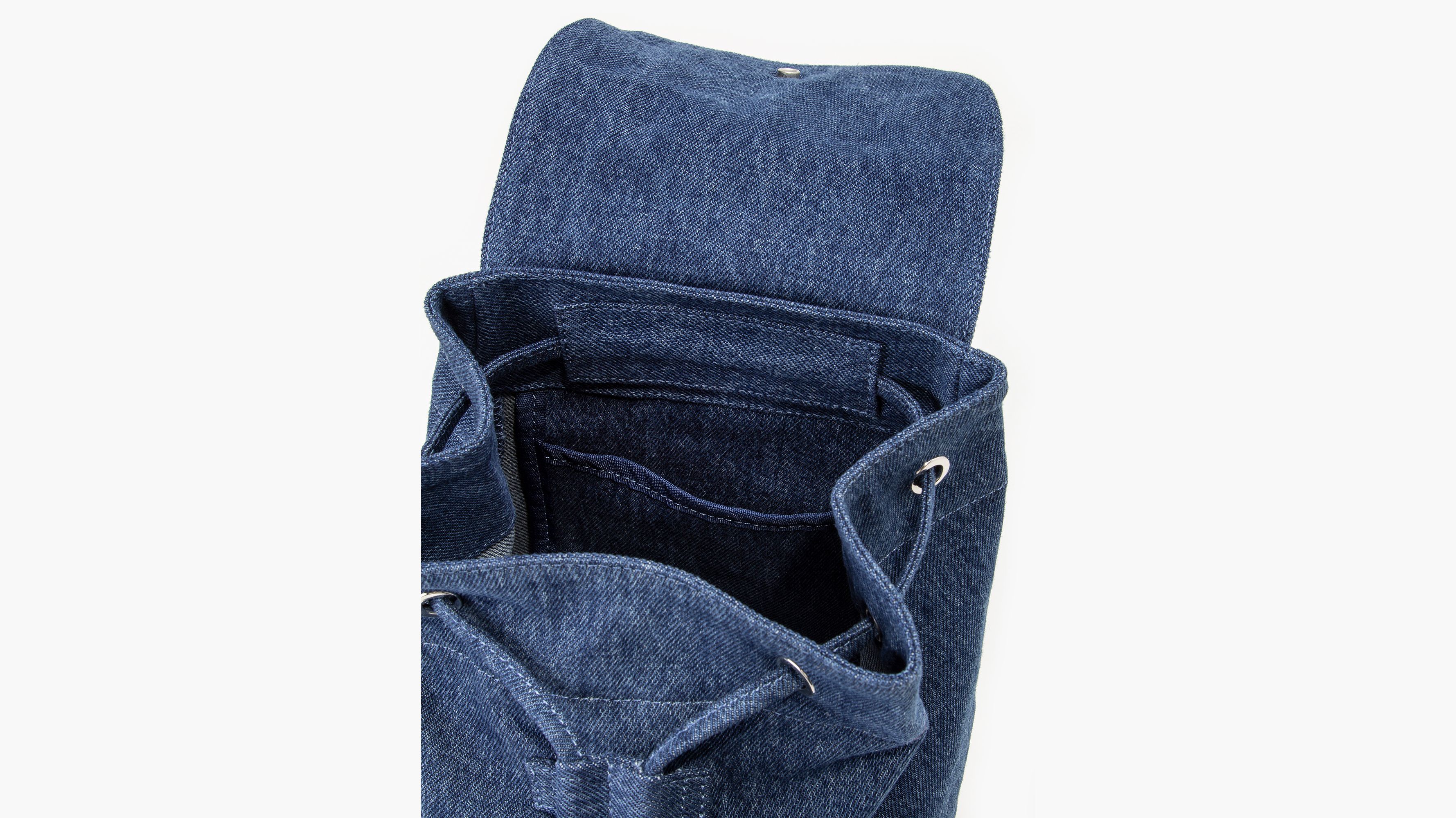 Levi's® Sling Bag 3