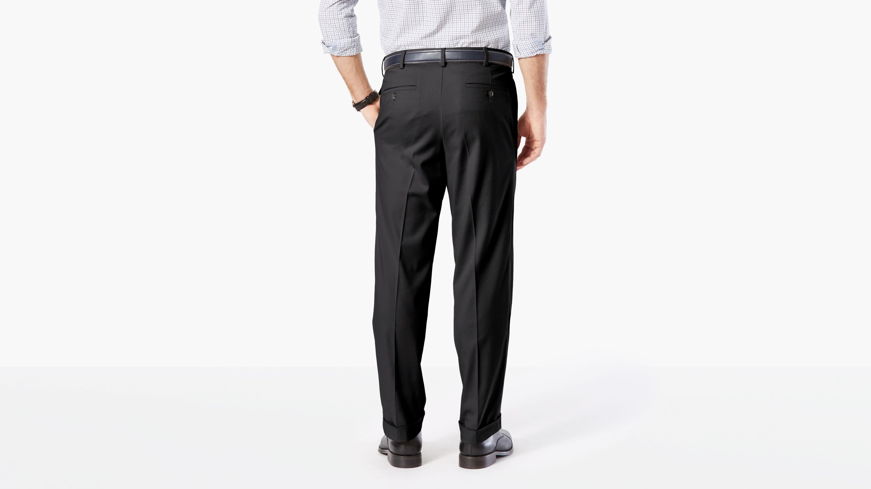 dockers relaxed fit pleated cuffed pants