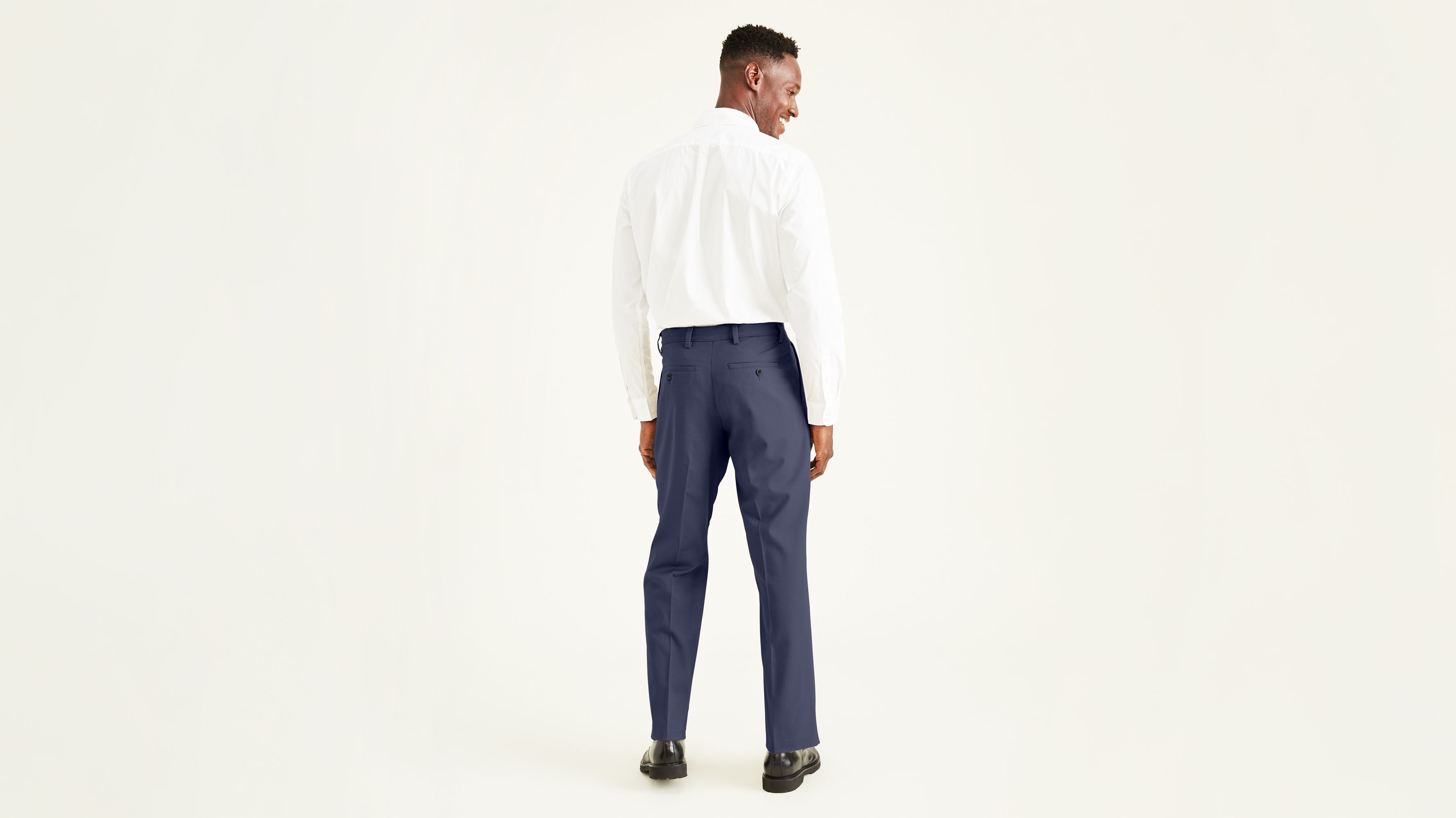 dockers men's easy classic pleated fit khaki stretch pants