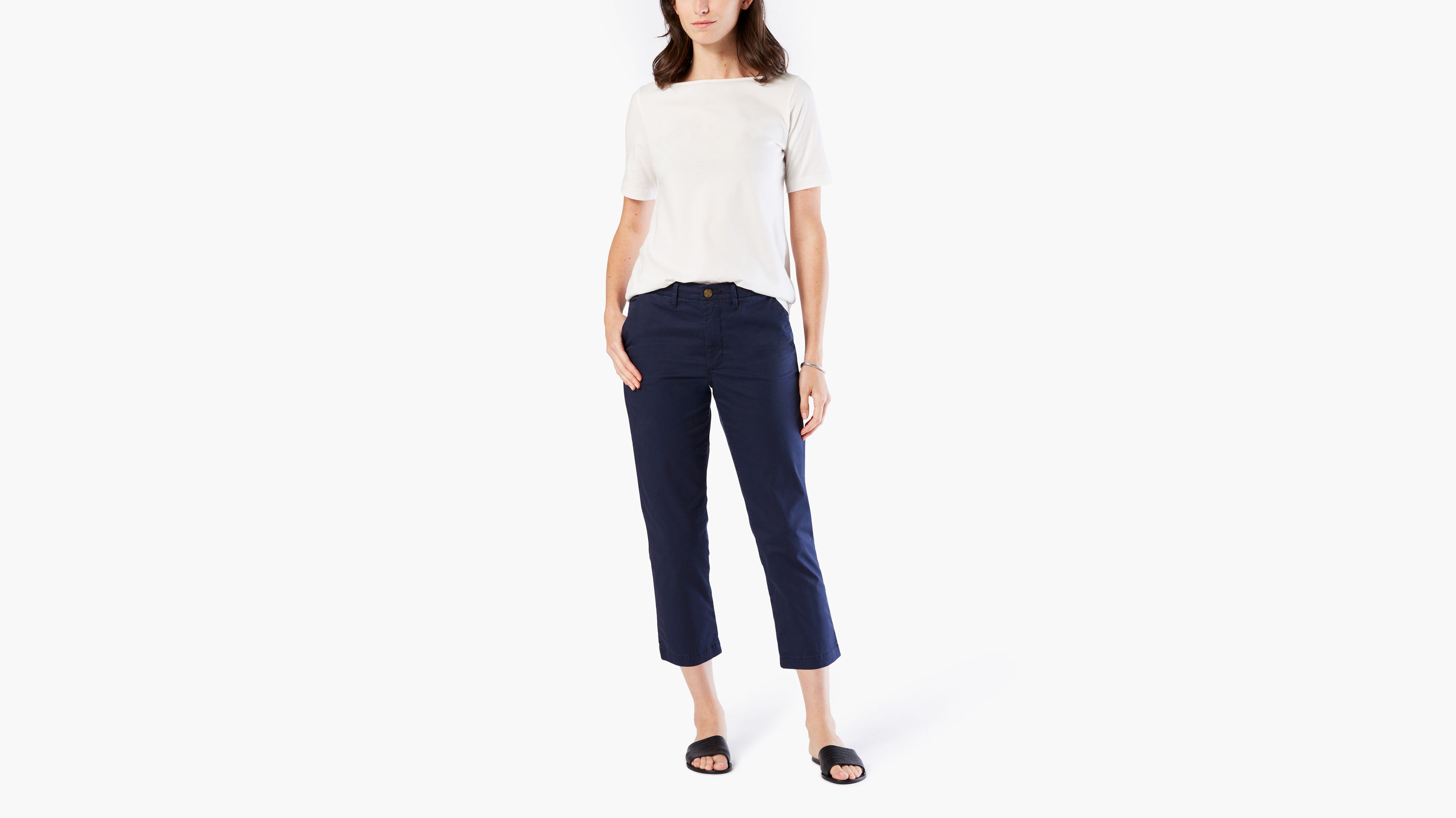 Image of Dockers Weekend Chino Capri Pants - Women's M