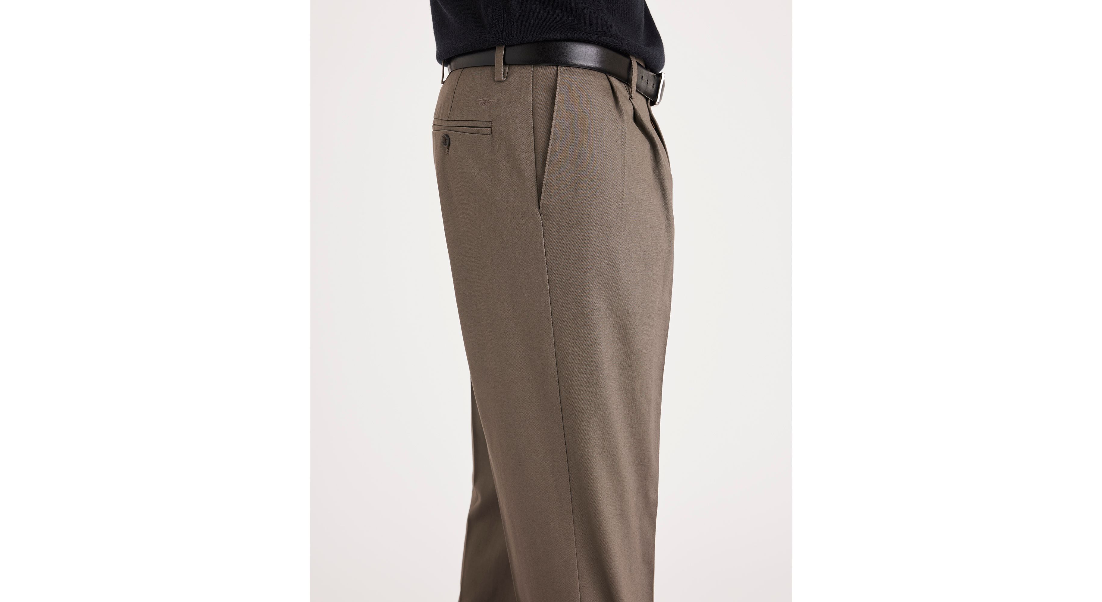 dockers signature khaki pleated pants classic fit