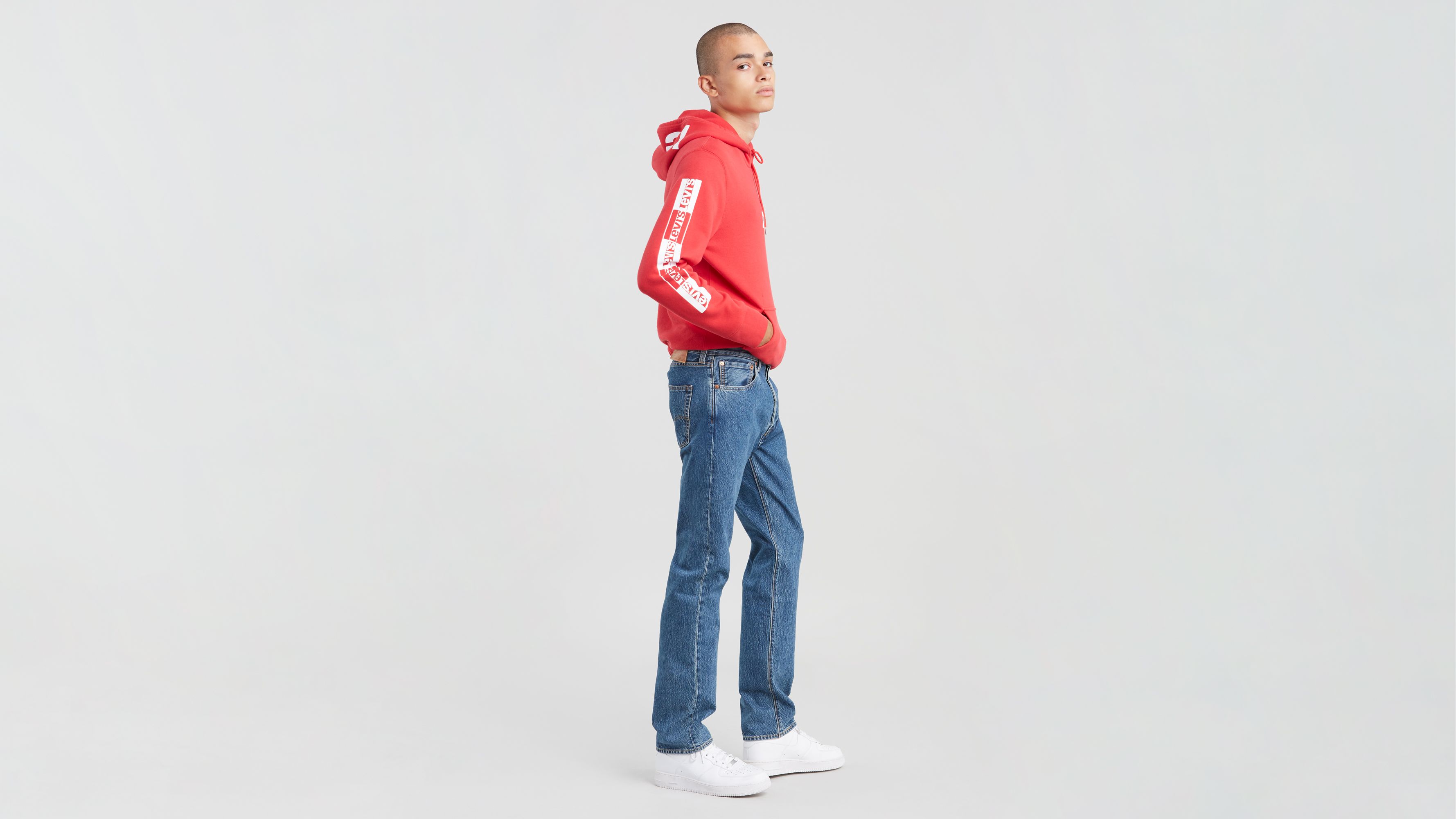 Red levis sales jeans mens