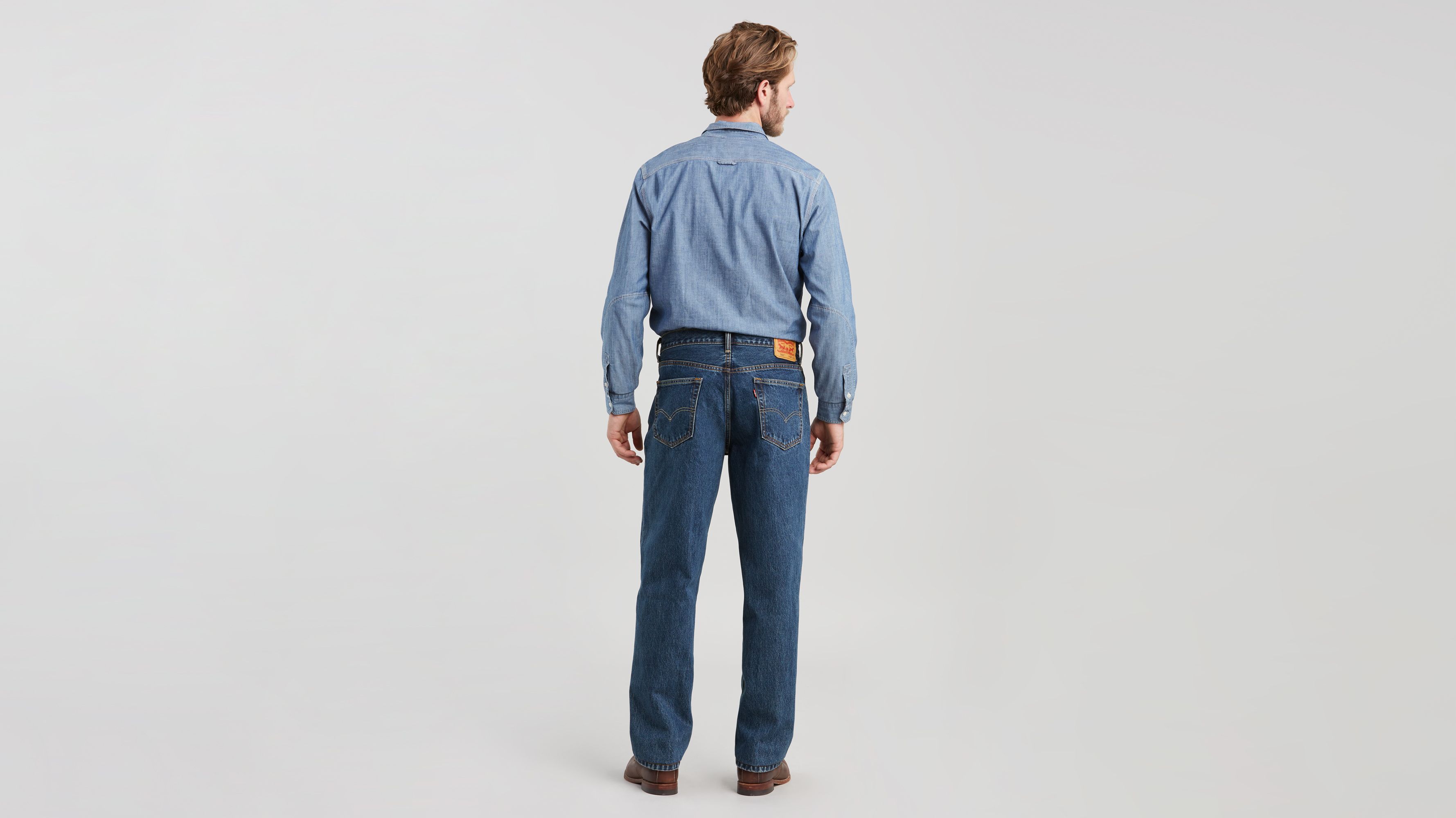 levis 560 light stonewash jeans