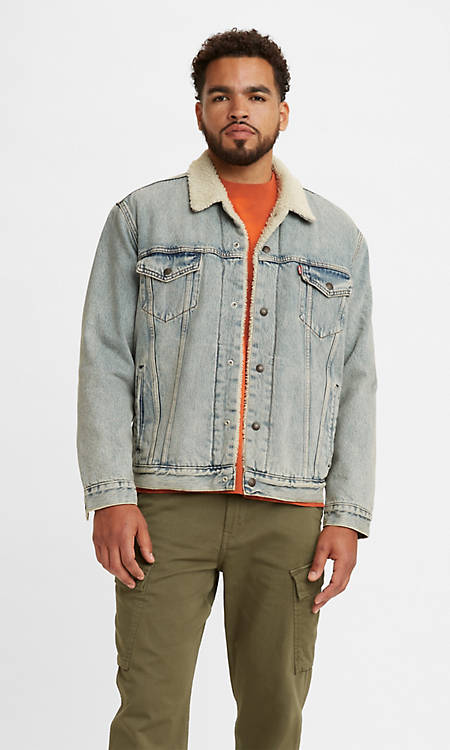 Sherpa Trucker Jacket Light Wash Levi S Us Sherpa Trucker Jacket Light Wash Levi S Us
