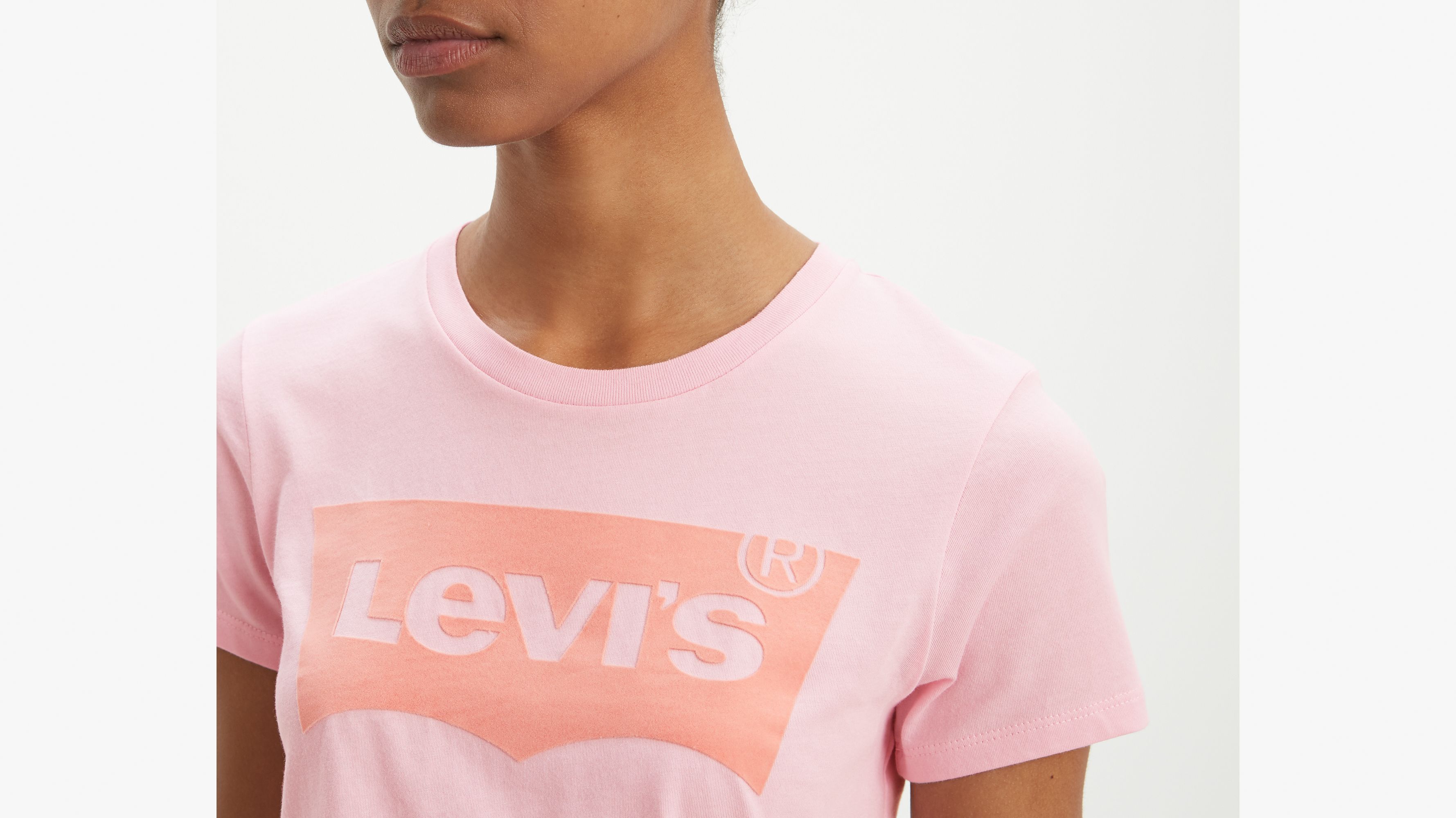 Levi's® Flocked Logo Tee Shirt 3