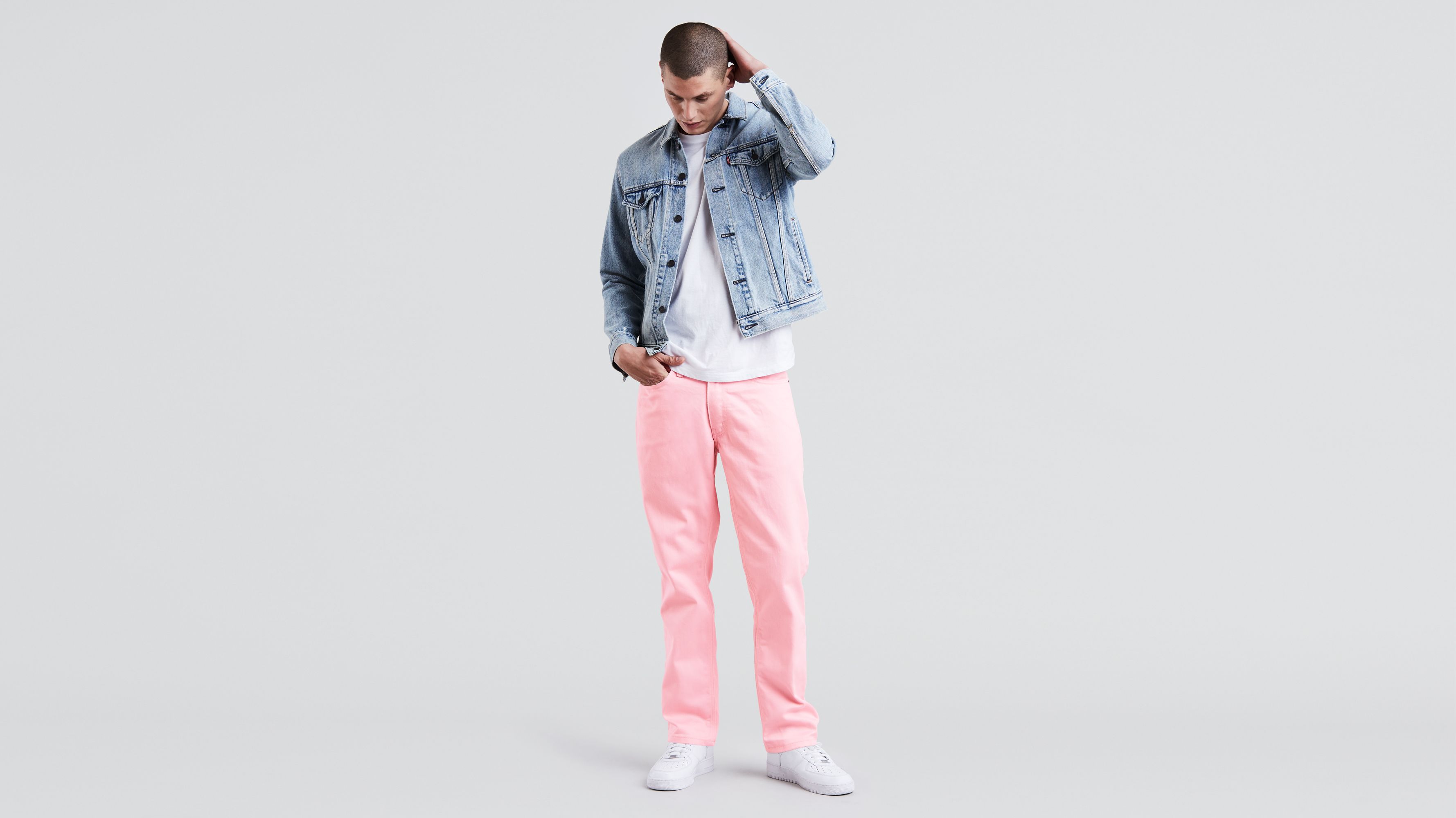 Pink levi 2024 jeans mens